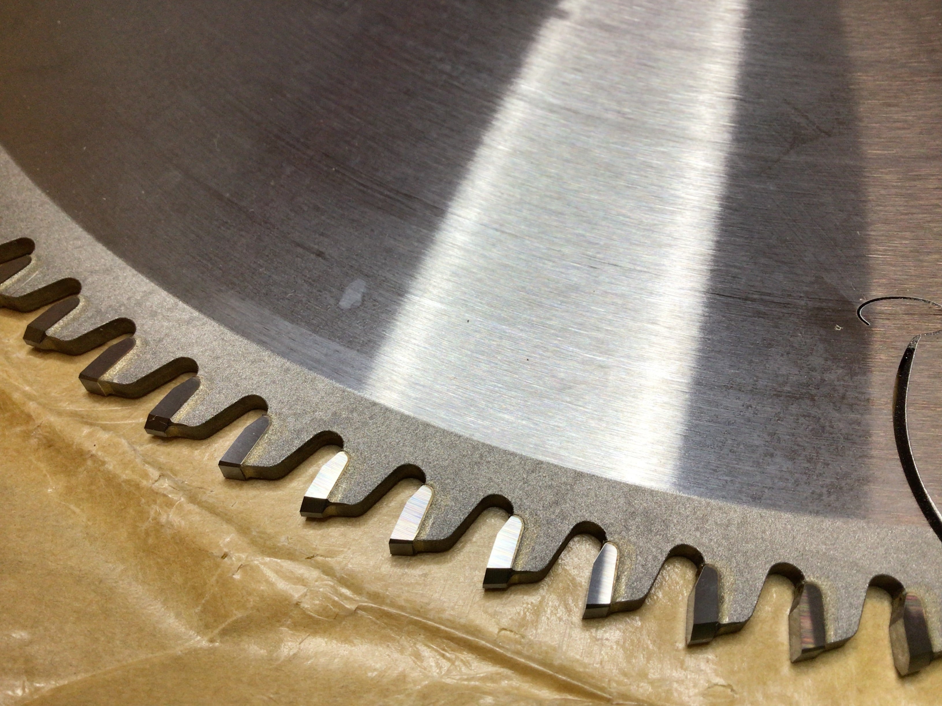 AGE MD14-102-30 Plastic 14″ Dia x 108T M-TCG, -2 Deg, 30mm Bore Saw Blade *NEW* (8108777505006)