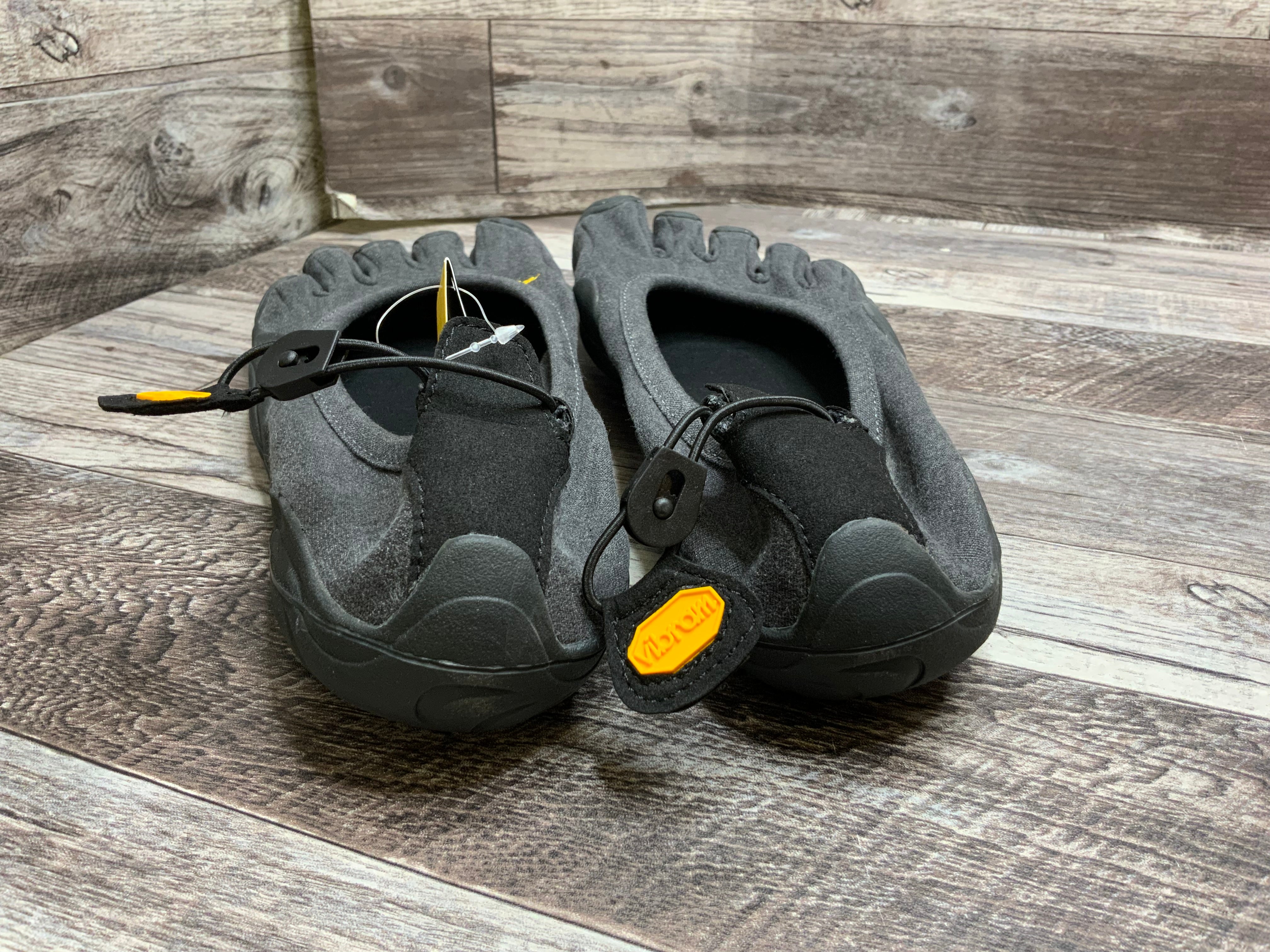 Vibram FiveFingers Men's Classic ECO Shoes (Size US: 13-14 EU:49) (8095337283822)