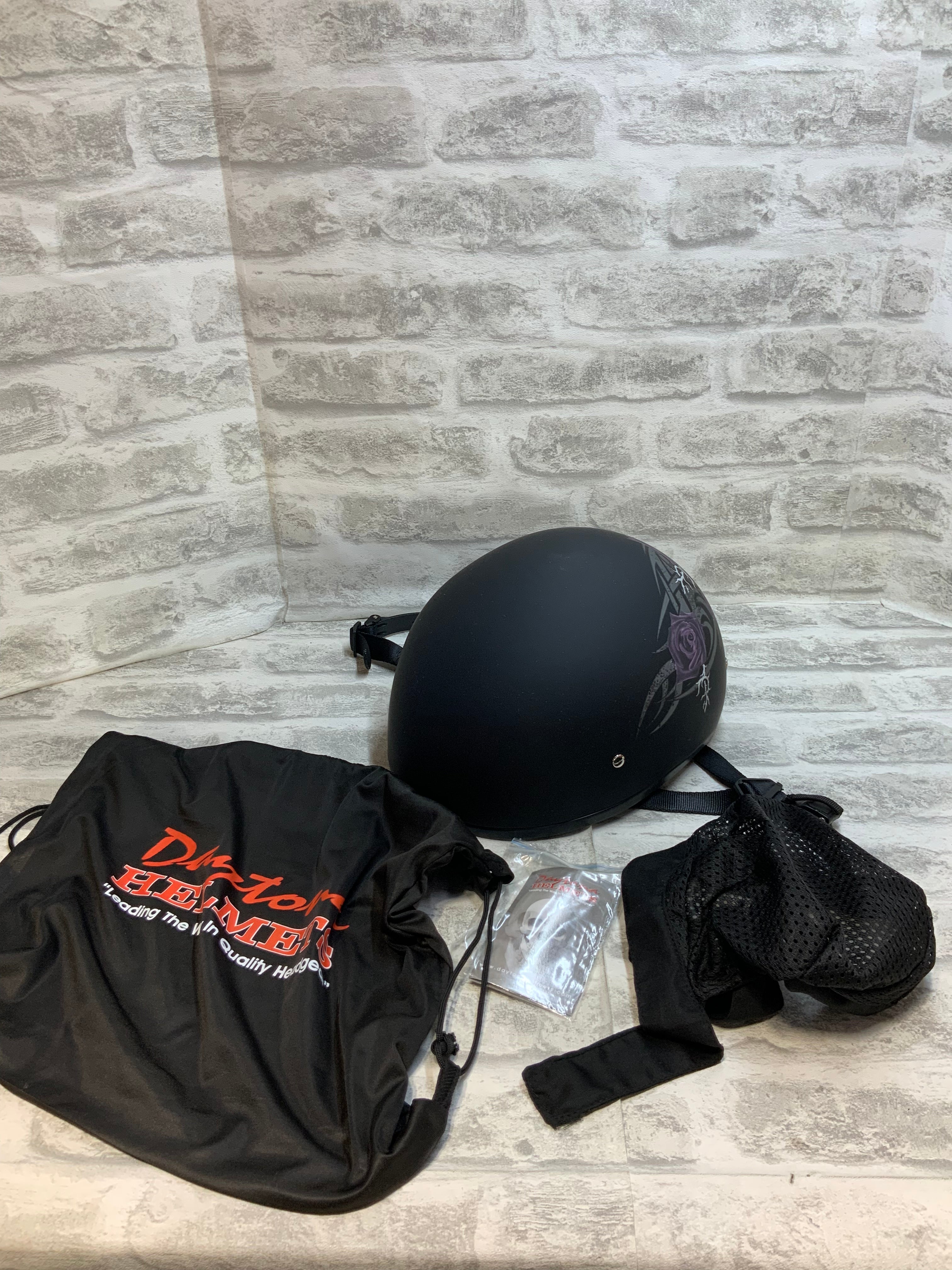 Daytona Helmets Half Skull Cap Motorcycle Helmet –DOT Approved, Size L (7583370543342)