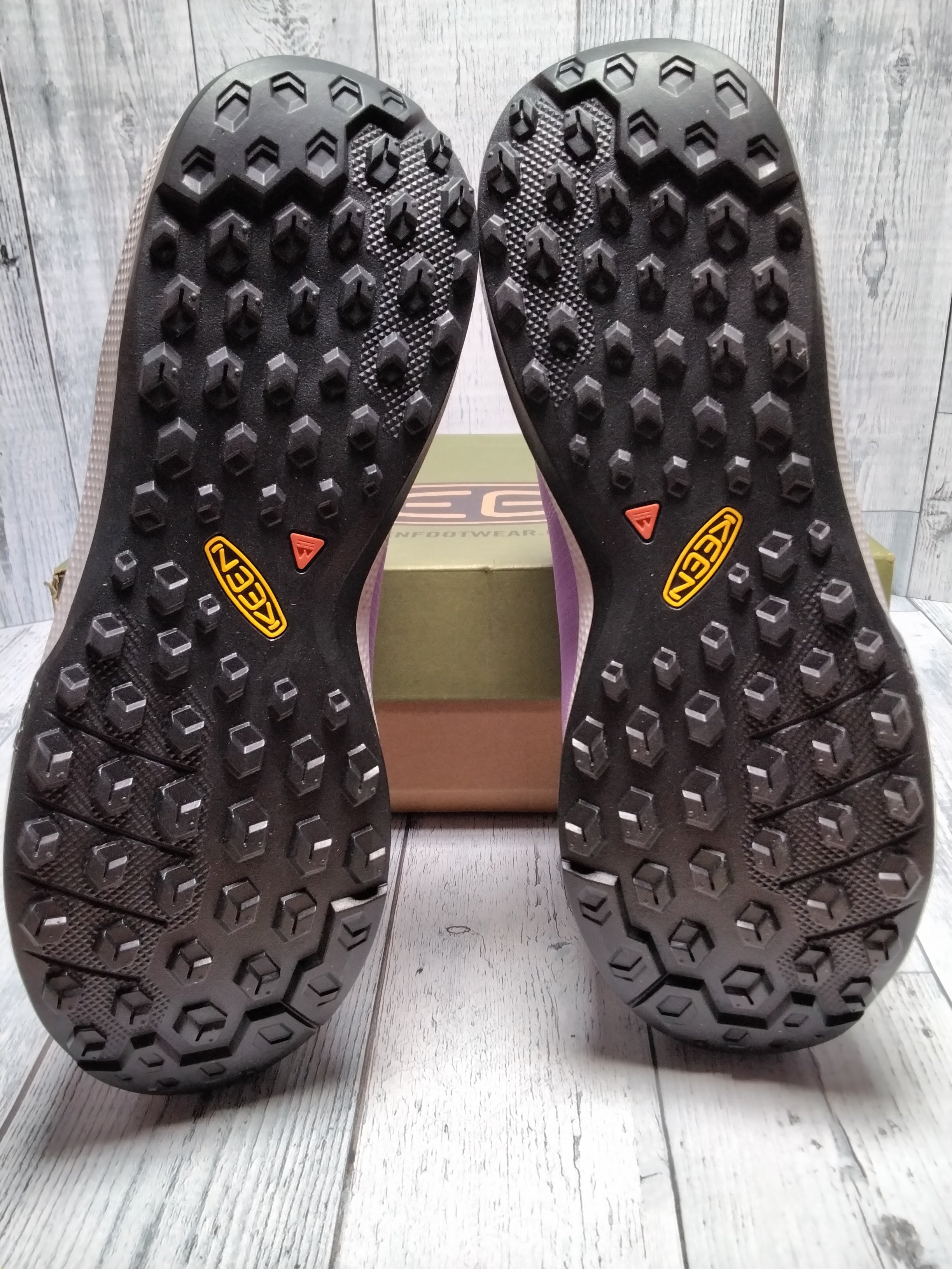 KEEN Women's Tempo Flex Mid Height Waterproof Hiking Boot African Violet Sz 11 (7761657921774)