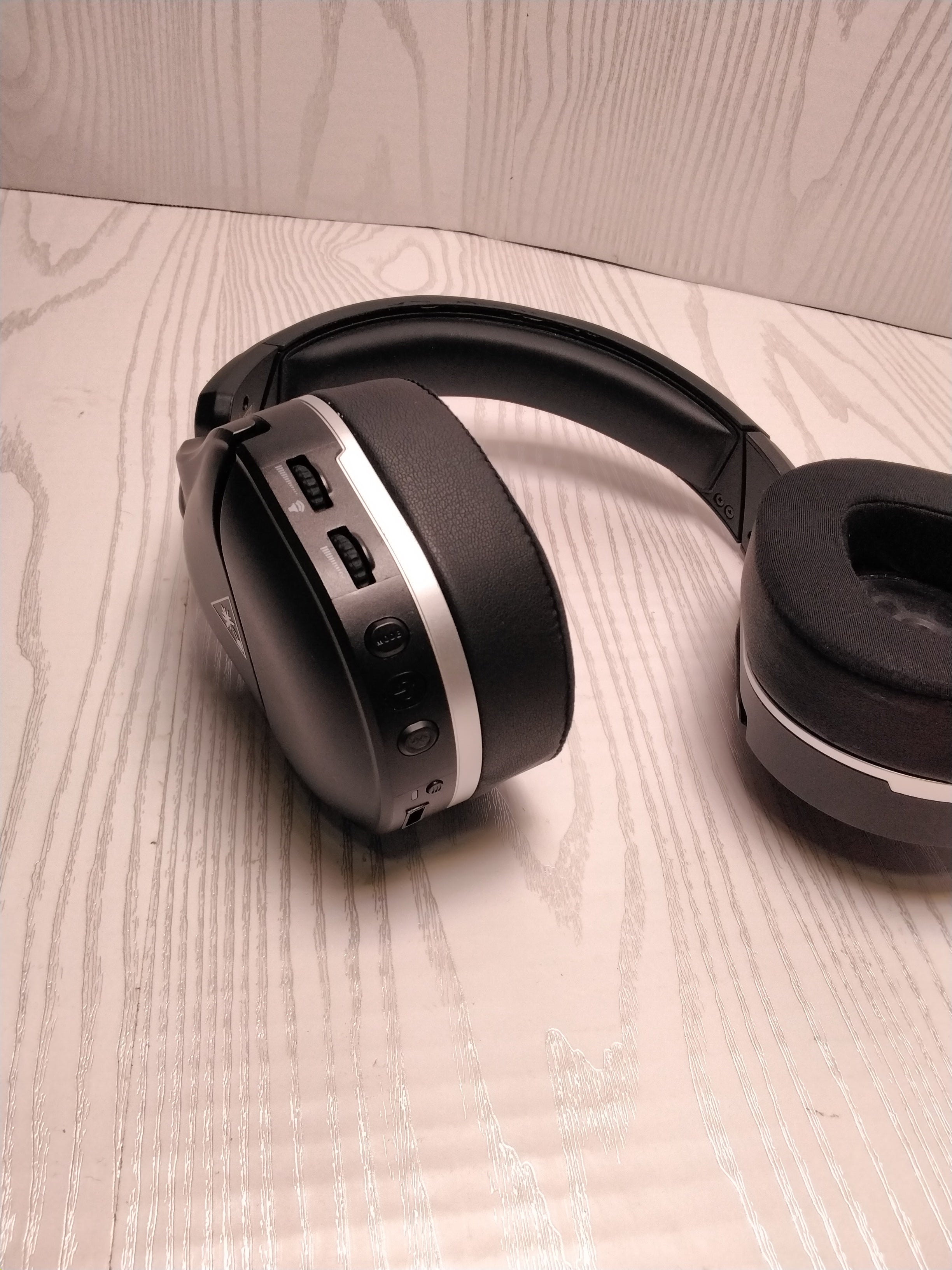 Turtle Beach Stealth 700 Gen 2 Wireless Gaming Headset for Xbox (7708001140974)