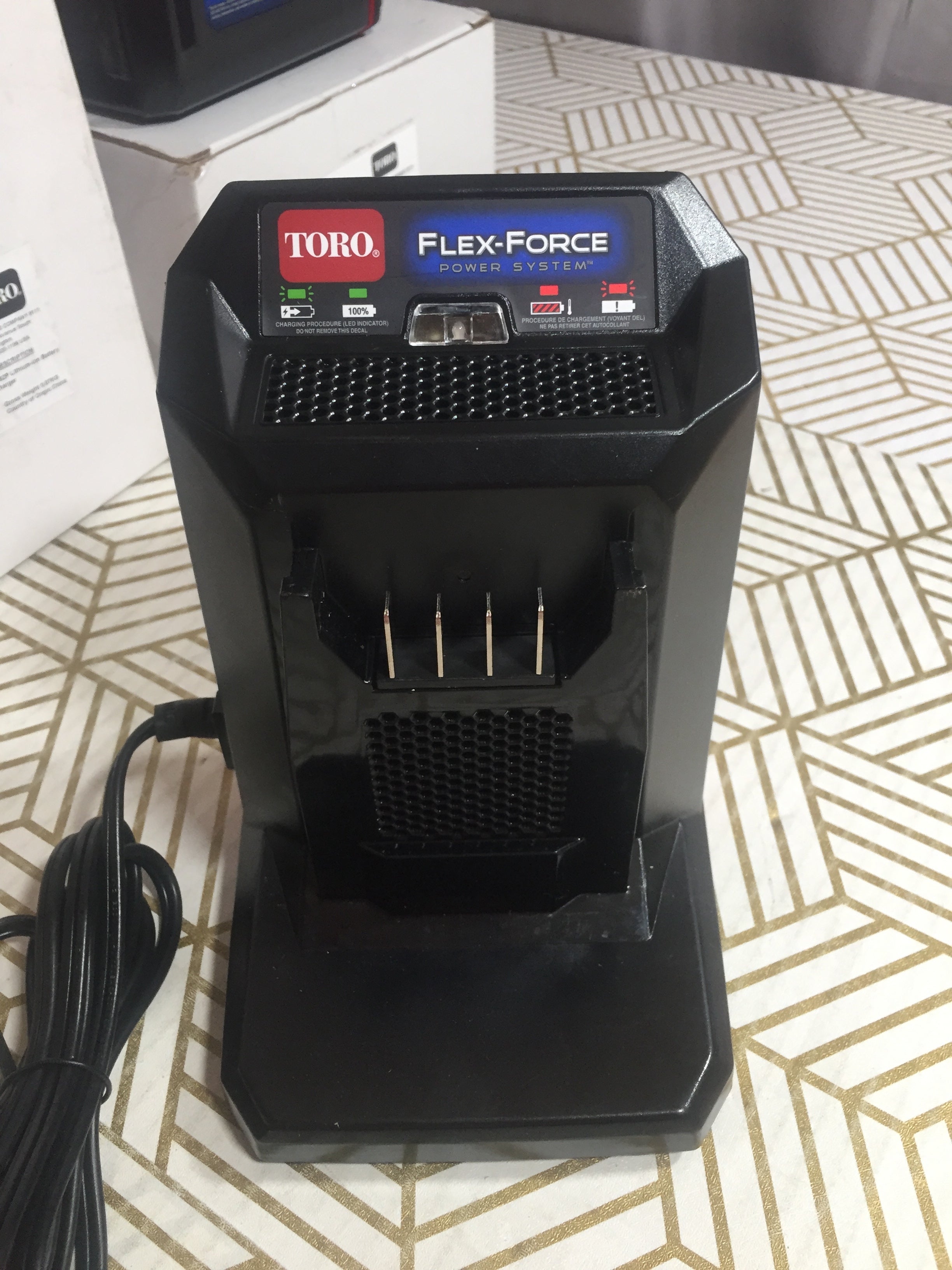 TORO Flex Force 60V 7.5Ah L405 Battery Pack & Charger 88675 *TESTED* (8100488708334)