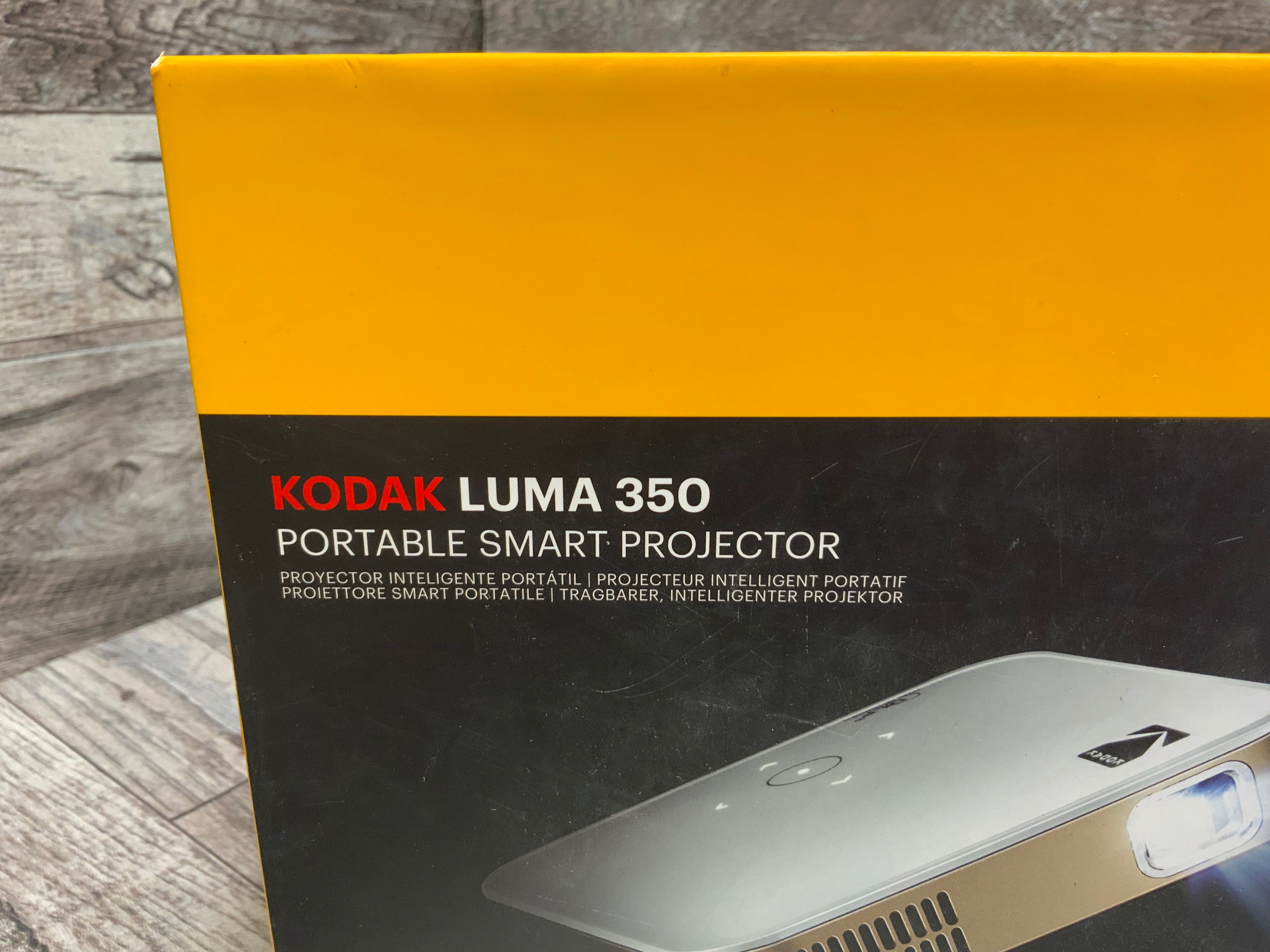 KODAK Luma 350 Portable Smart Projector w/Luma App (8095011700974)