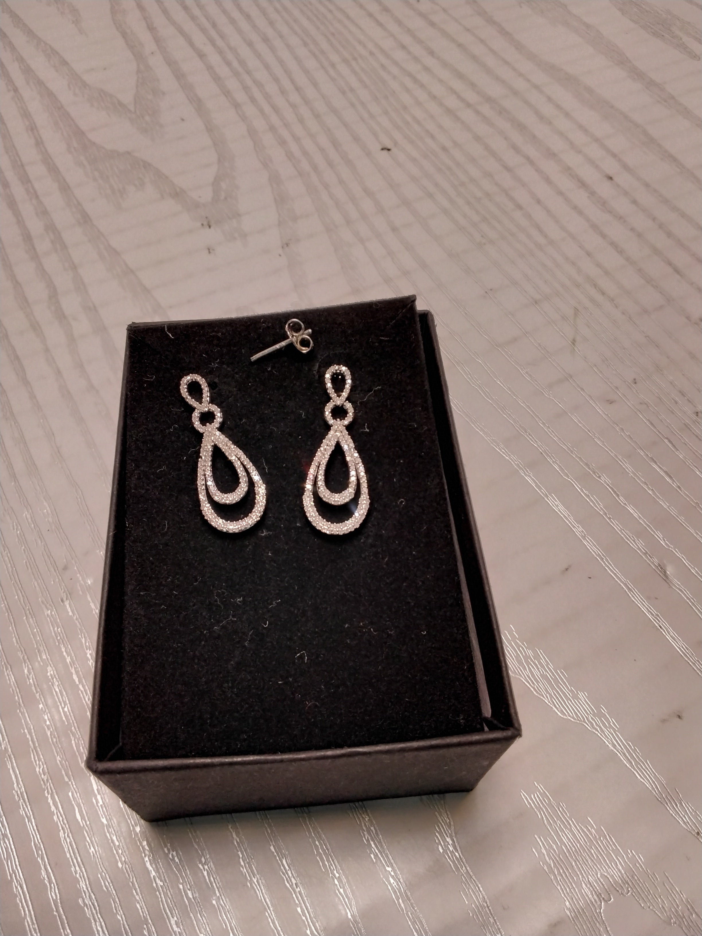 *FOR PARTS* Amazon Collection Sterling Silver Diamond Drop Earrings (1/2 cttw) (7869707845870)