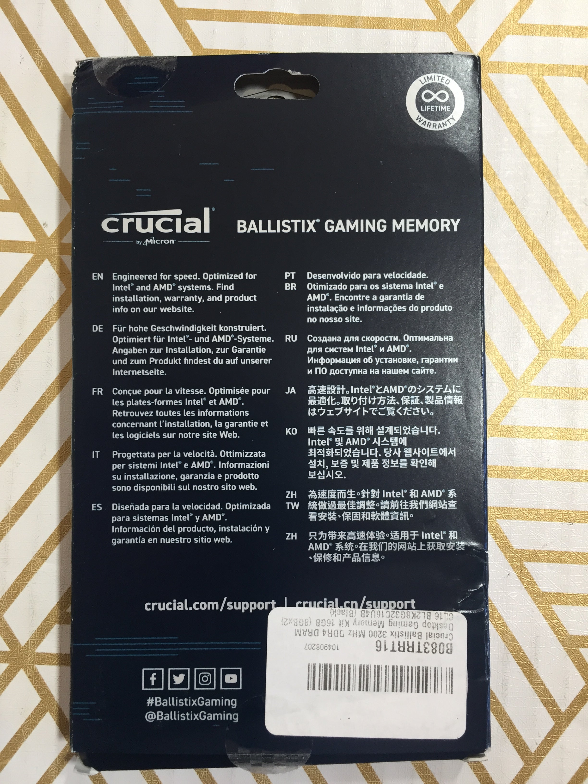 Crucial Ballistix 3200 MHz DDR4 DRAM Desktop Gaming Memory Kit 16GB (8GBx2) (7762978963694)