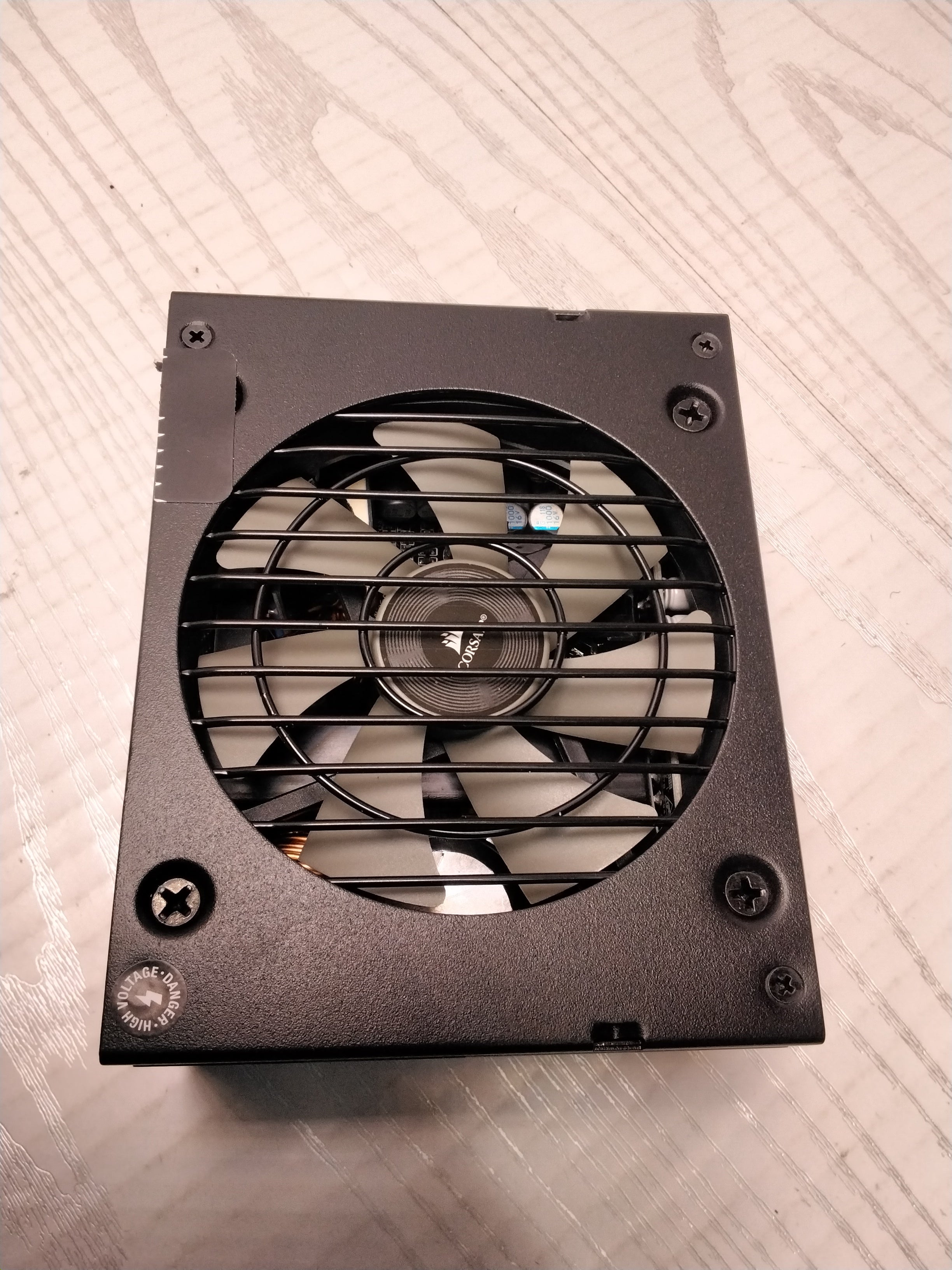 *FOR PARTS* Corsair SF750, 750 Watt, SFX, 80+ Platinum Certified, Power Supply (7893155971310)