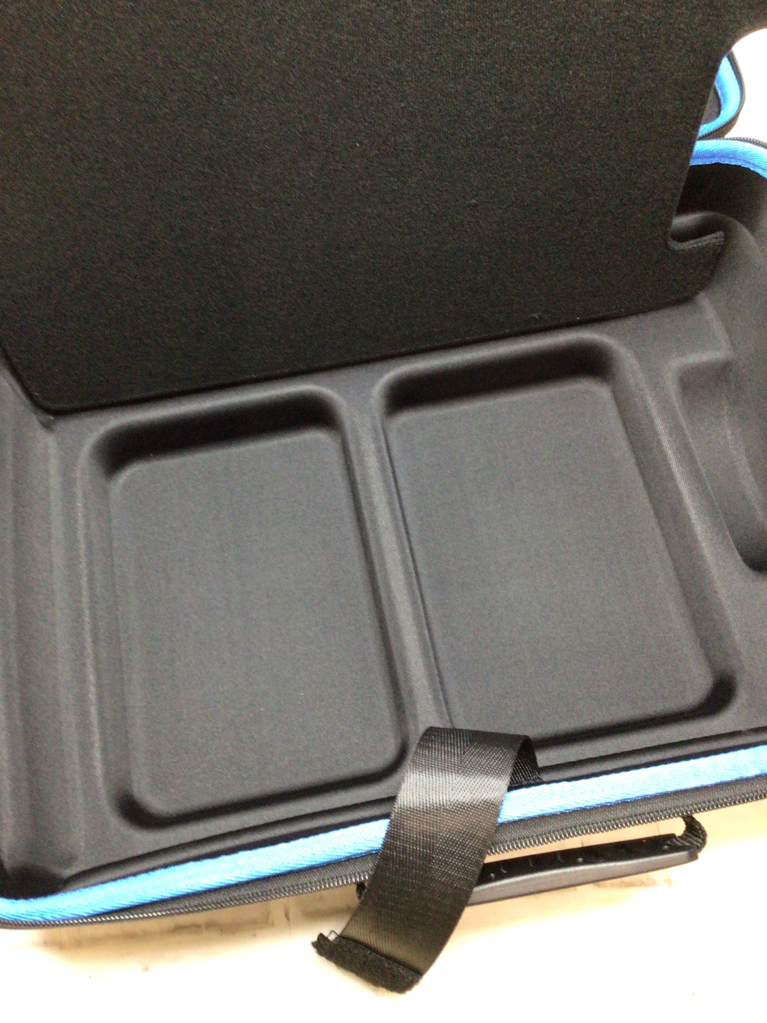 ZENACCE Hard Carrying Case Compatible with PS5, Full Size Protective Travel Bag (8112581181678)