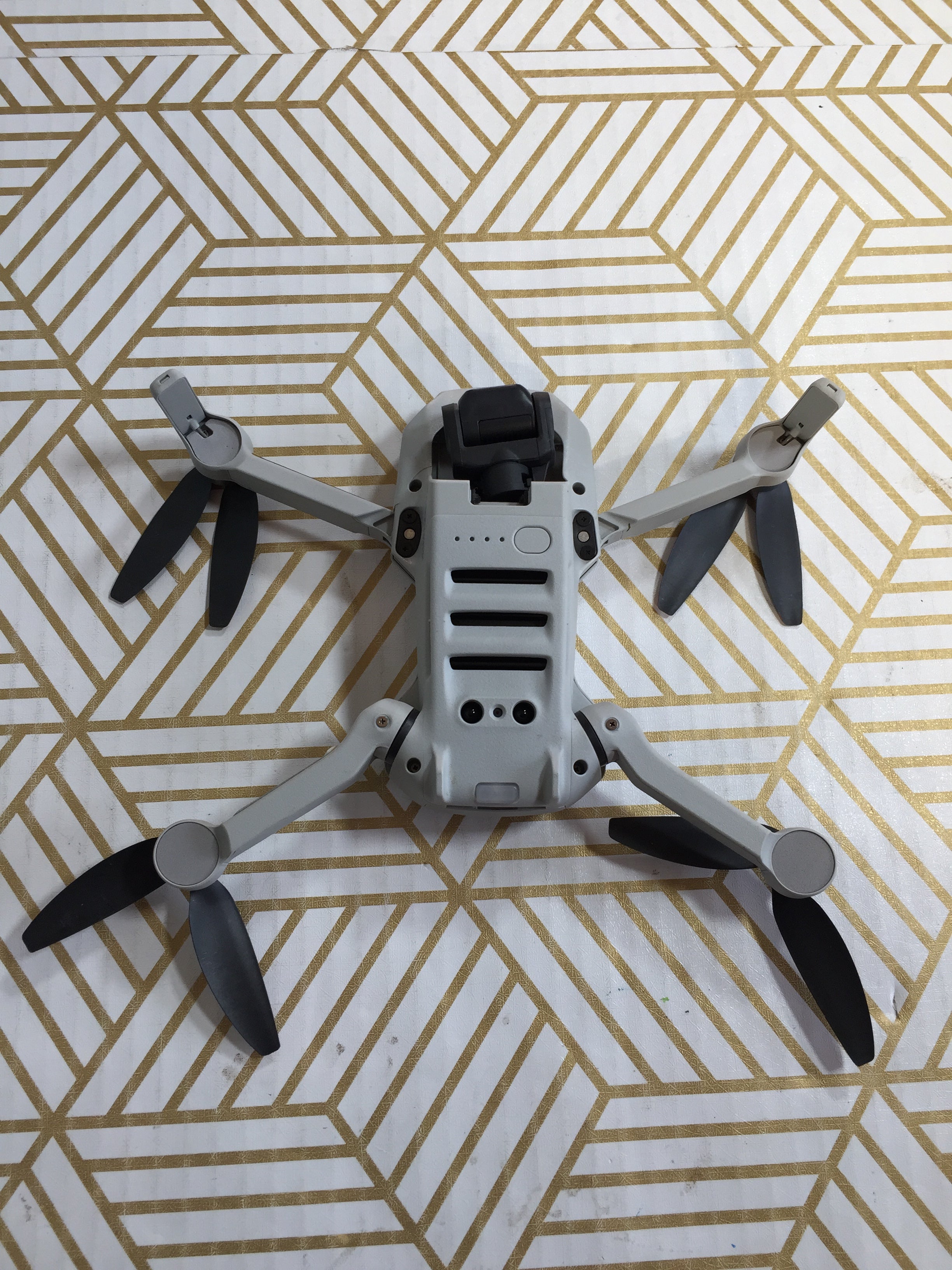 DJI Mini 2 - Ultralight & Foldable Drone Quadcopter *TESTED* *READ* (7778540093678)