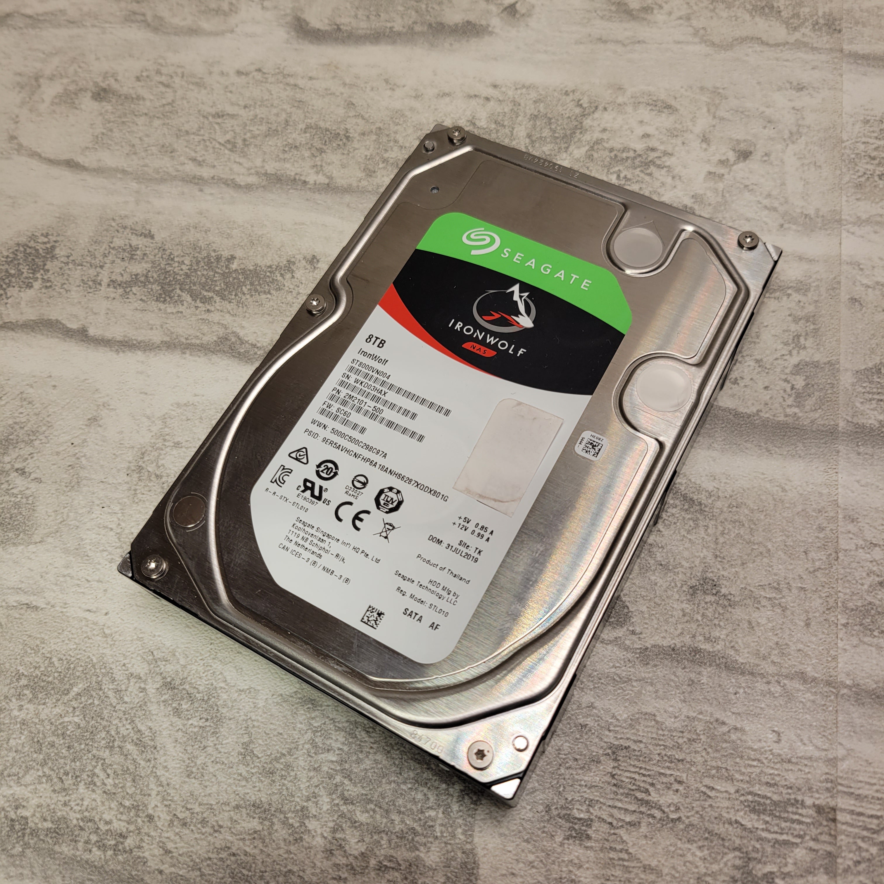 Seagate IronWolf 8TB NAS Internal Hard Drive HDD (ST8000VNZ04/N004) (7677047701742)