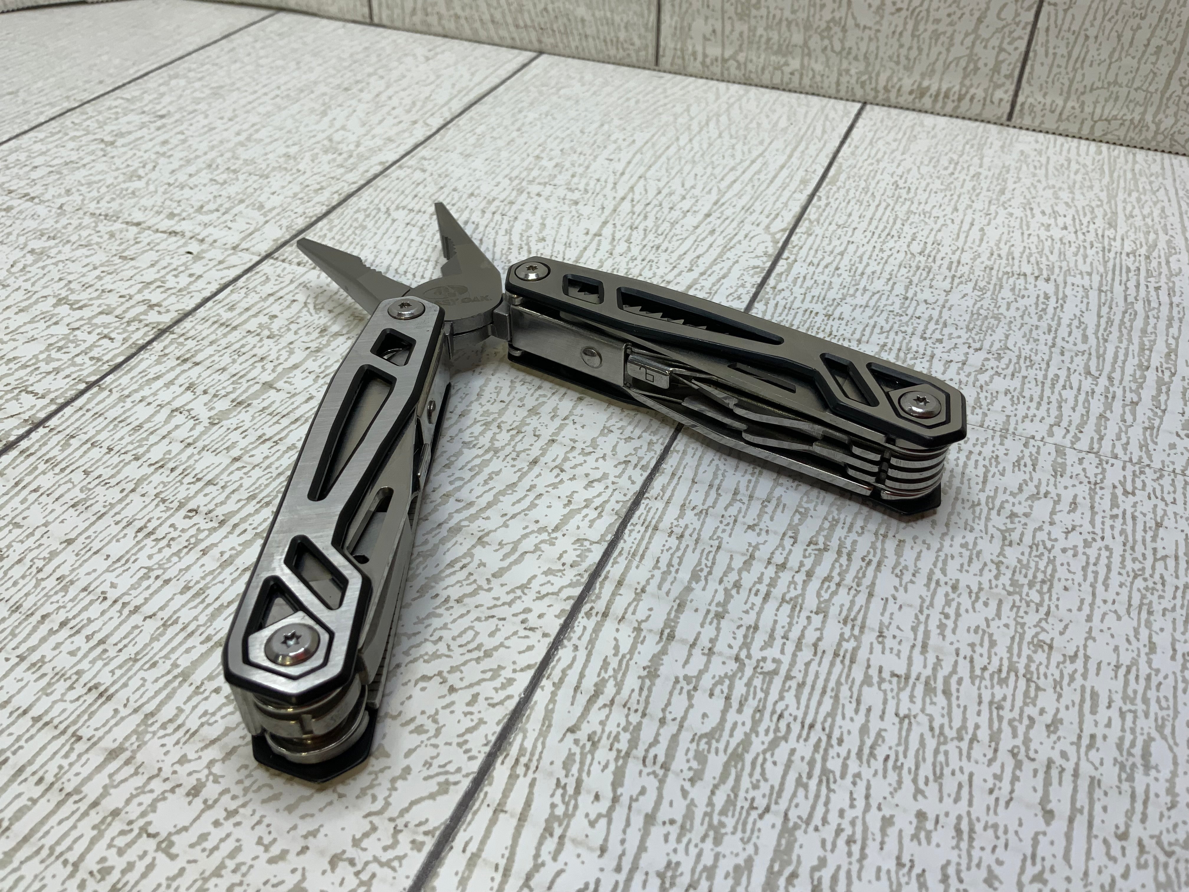 21-in-1 Stainless Steel Multitool With Pliers & Knife - Portable EDC Tool For Camping & Repairs