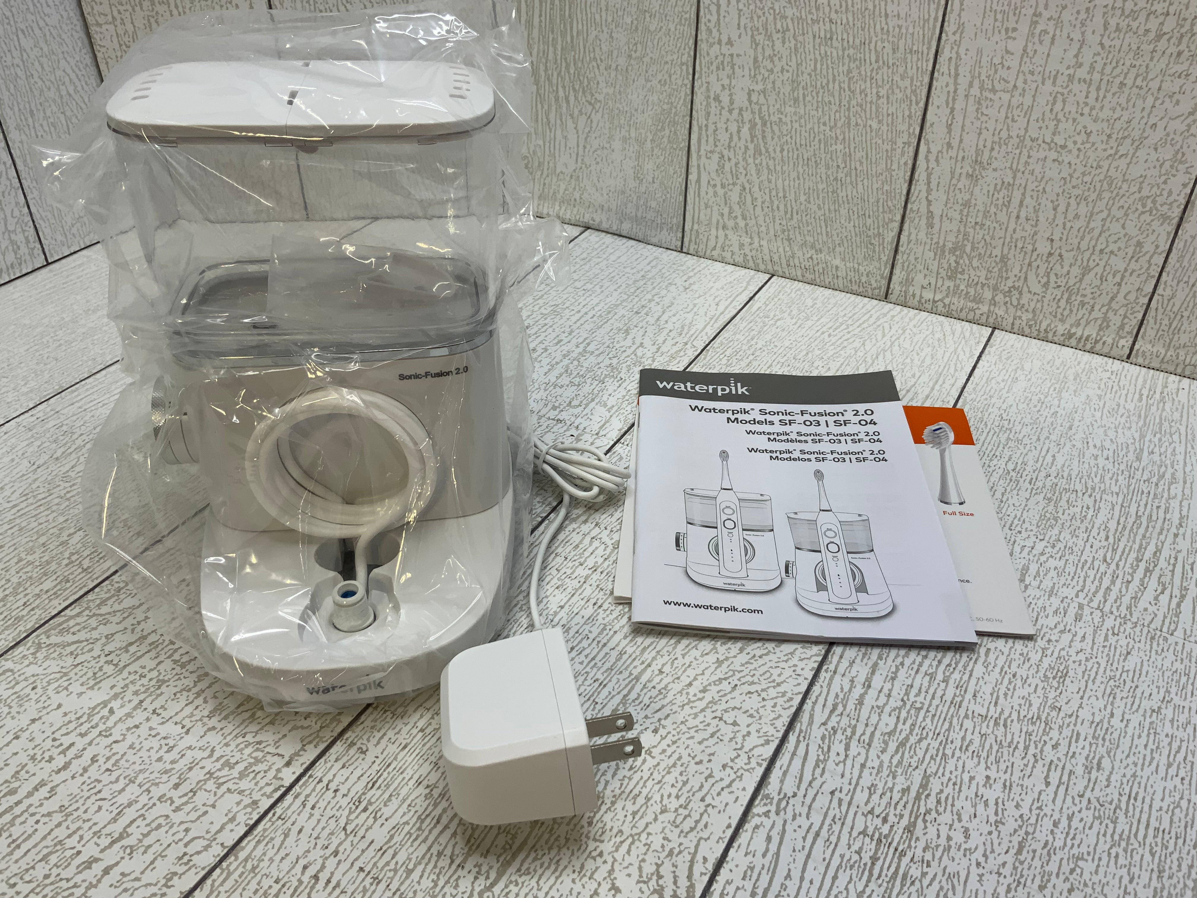 Waterpik Sonic-Fusion 2.0 Flossing Electric Toothbrush, White (7948423594222)