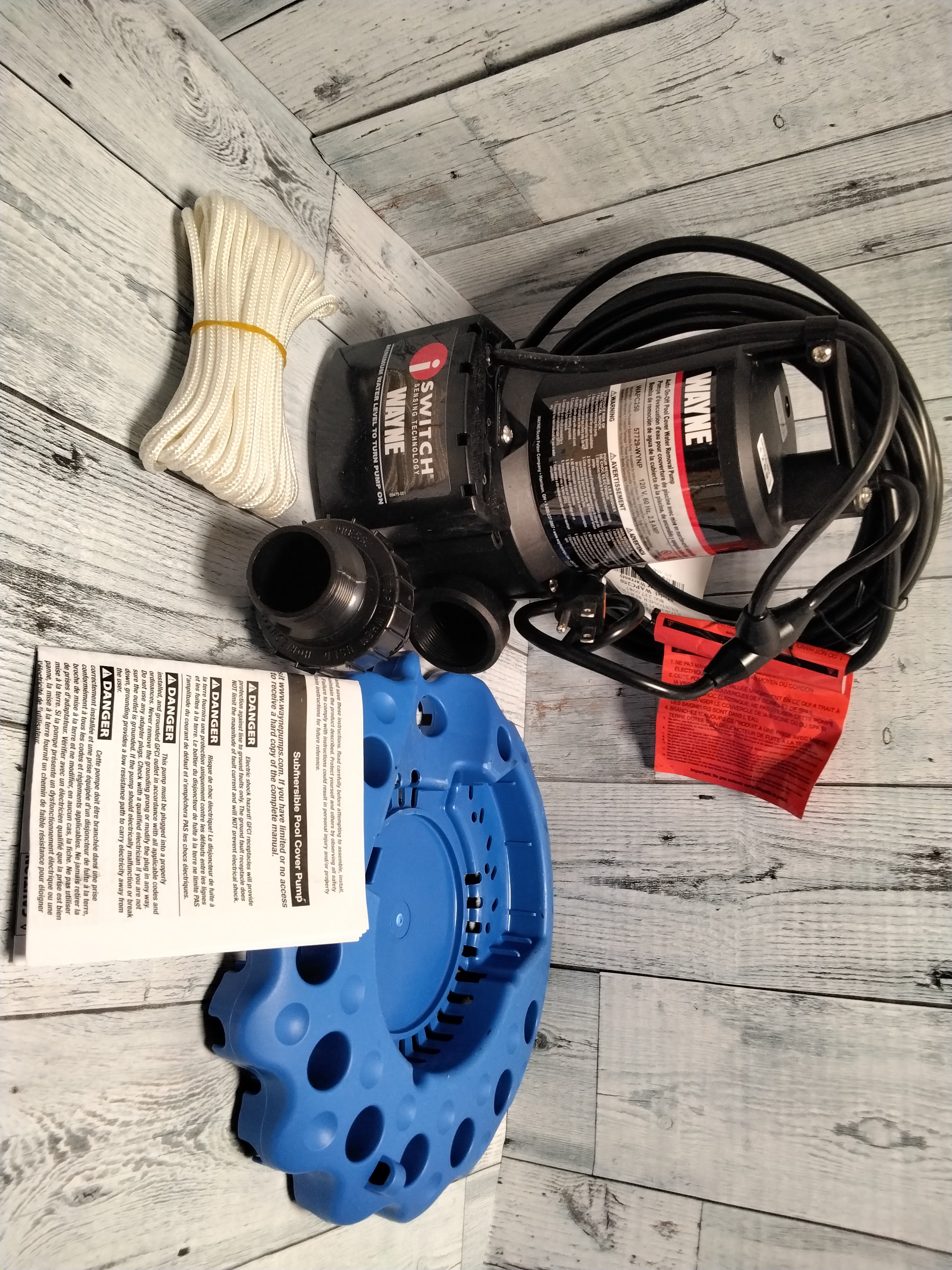 Wayne Pool Cover Pump 1/4 HP 3000 Gallons Per Hour (7913610346734)