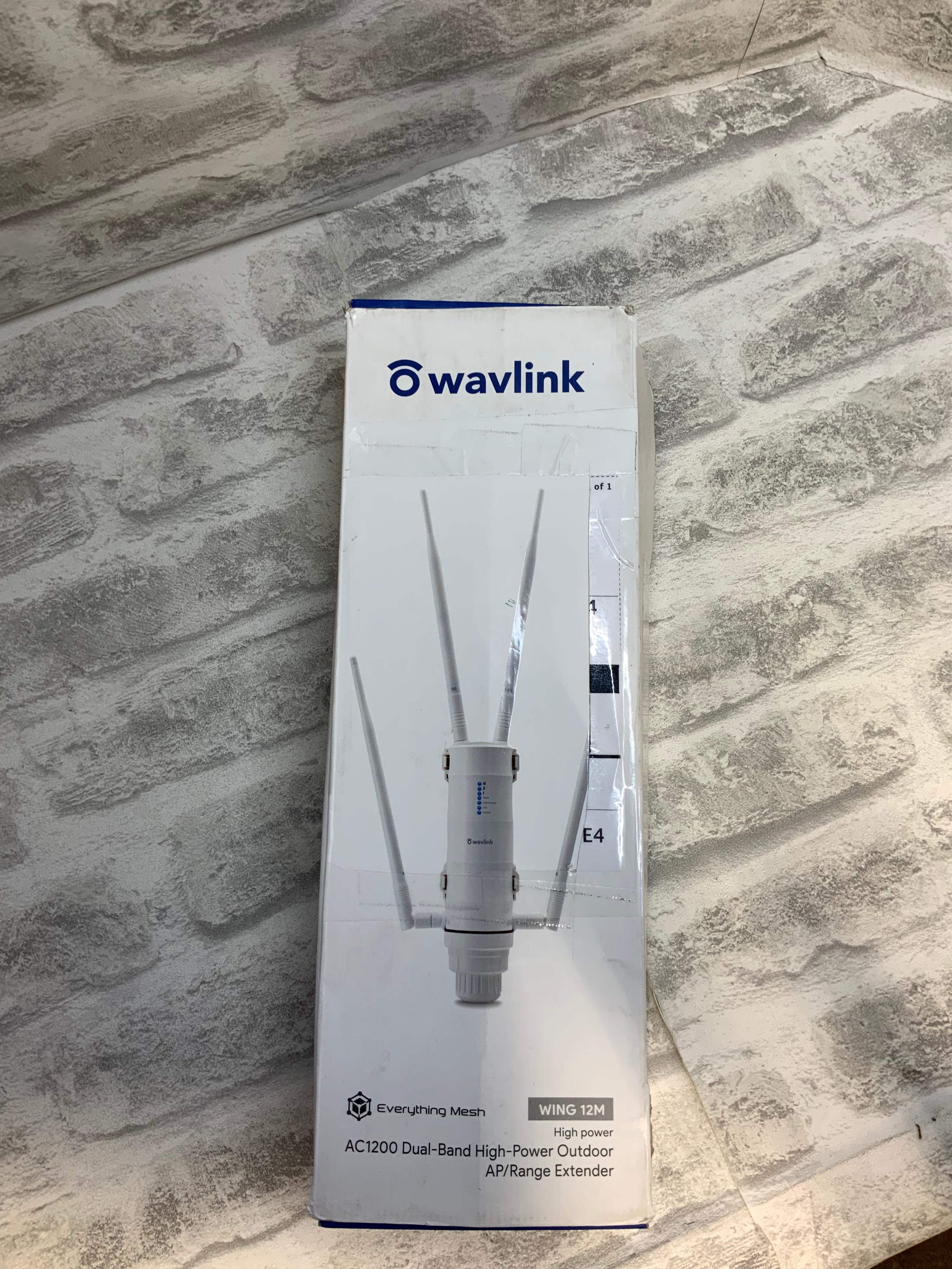 Wavlink White AC1200 Dual Band High Power Outdoor Range Extender With Manual (7592800518382)