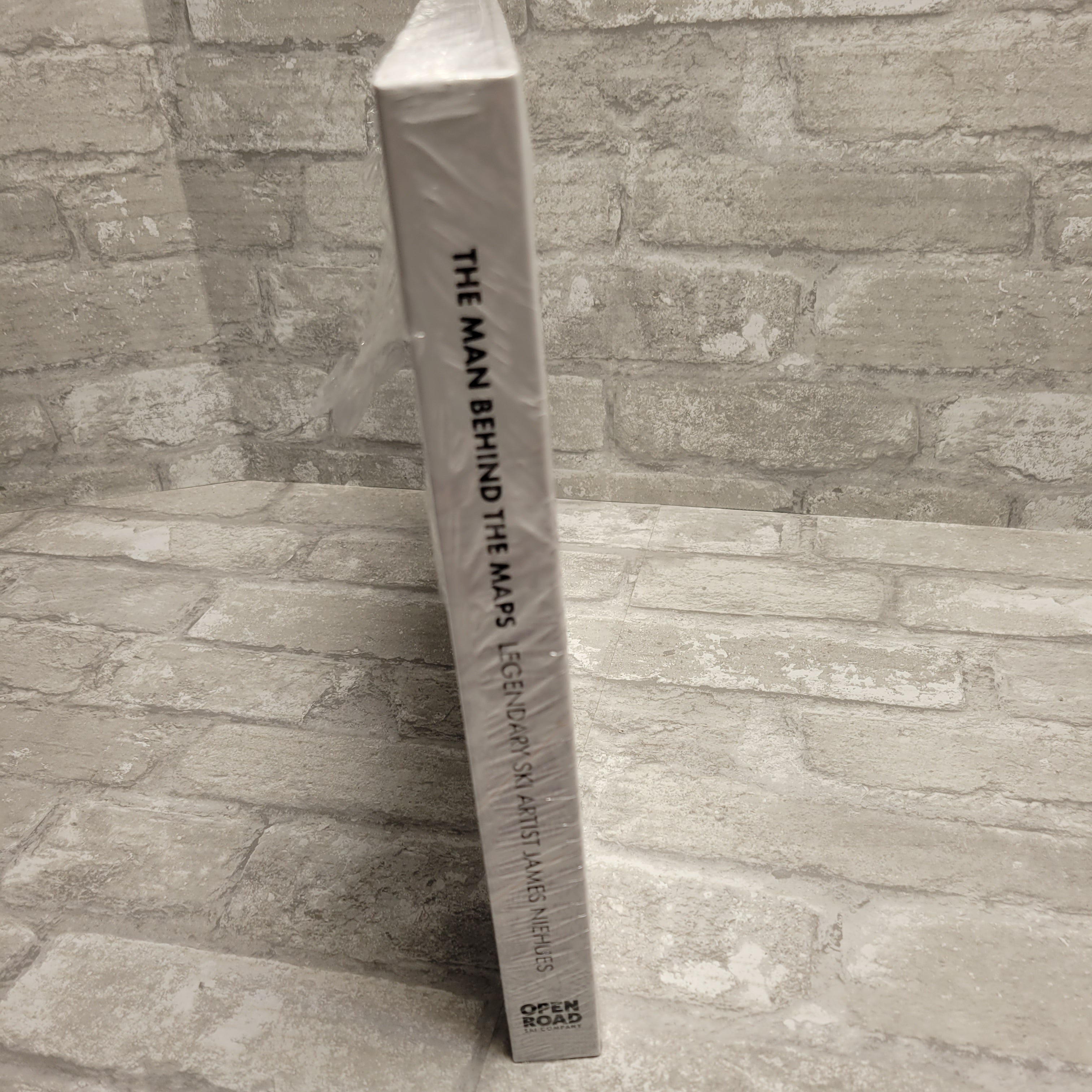 The Man Behind The Maps, Hardcover, James Niehues (8059619705070)
