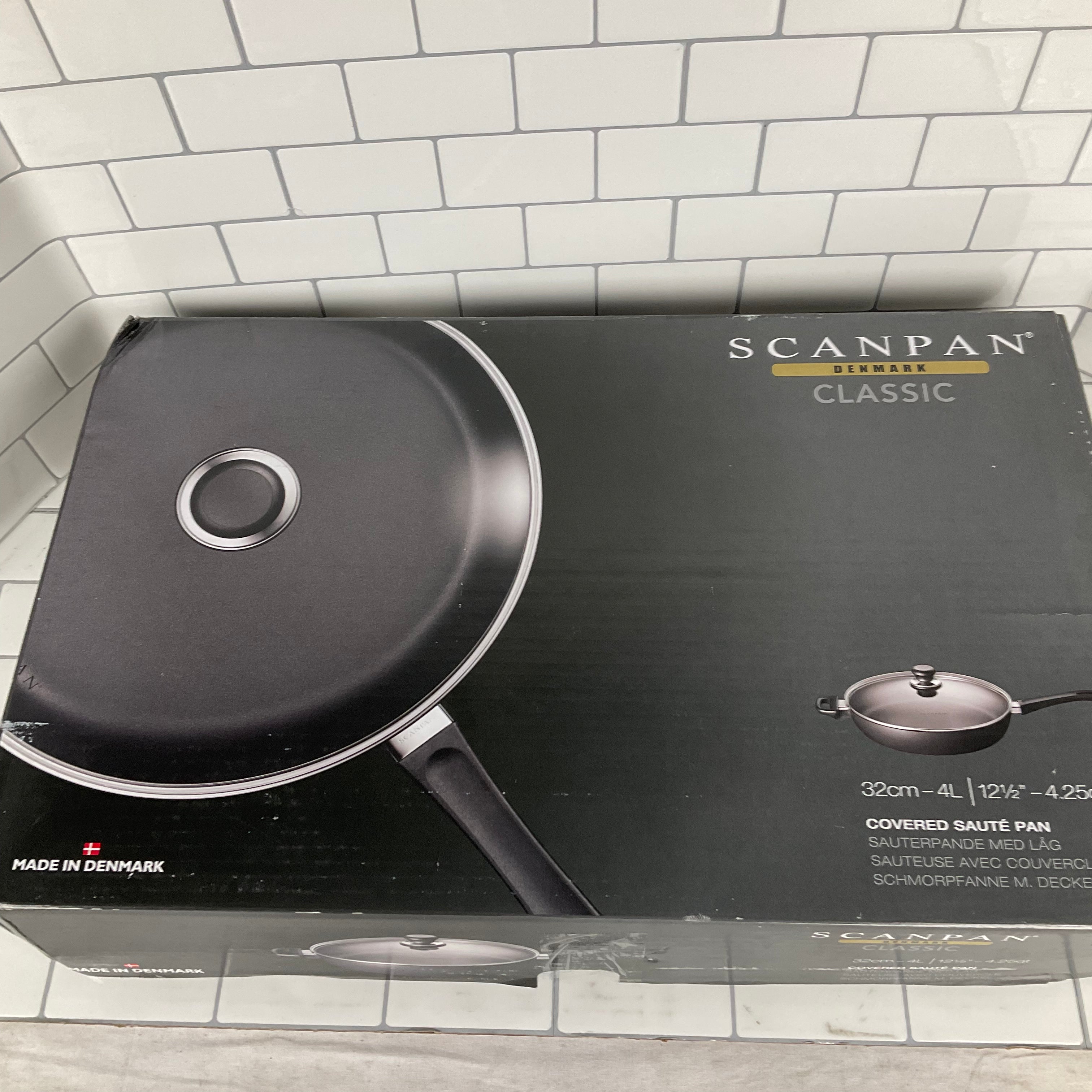 SCANPAN USA Inc Classic Saute Pan, 4.25 quarts, Black (7451539472622)