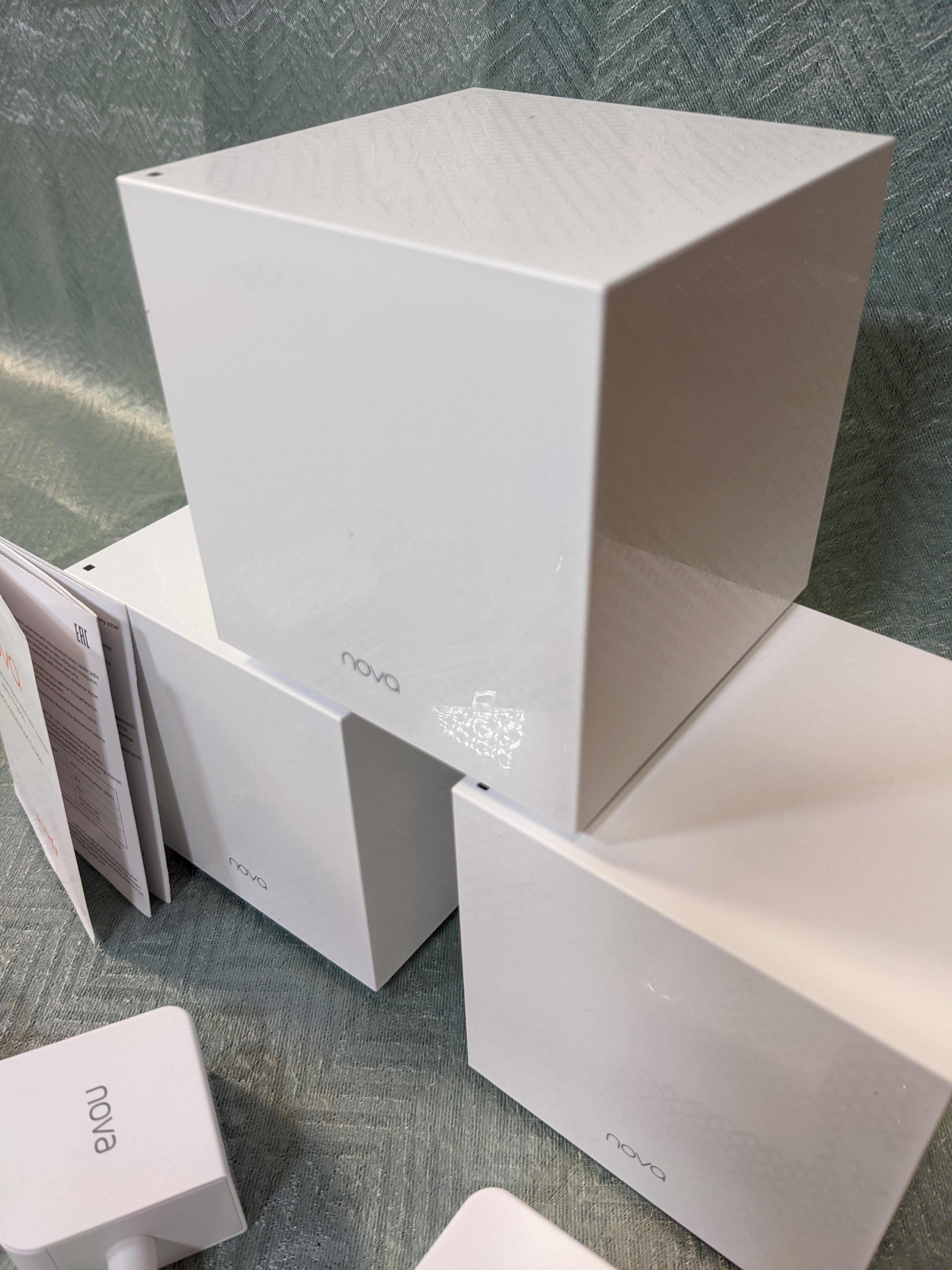 Tenda NOVA Whole Home Mesh Wi-Fi System, Tri-Band AC2100 Router/Extender Replacement, 100+ Devices (7555687448814)