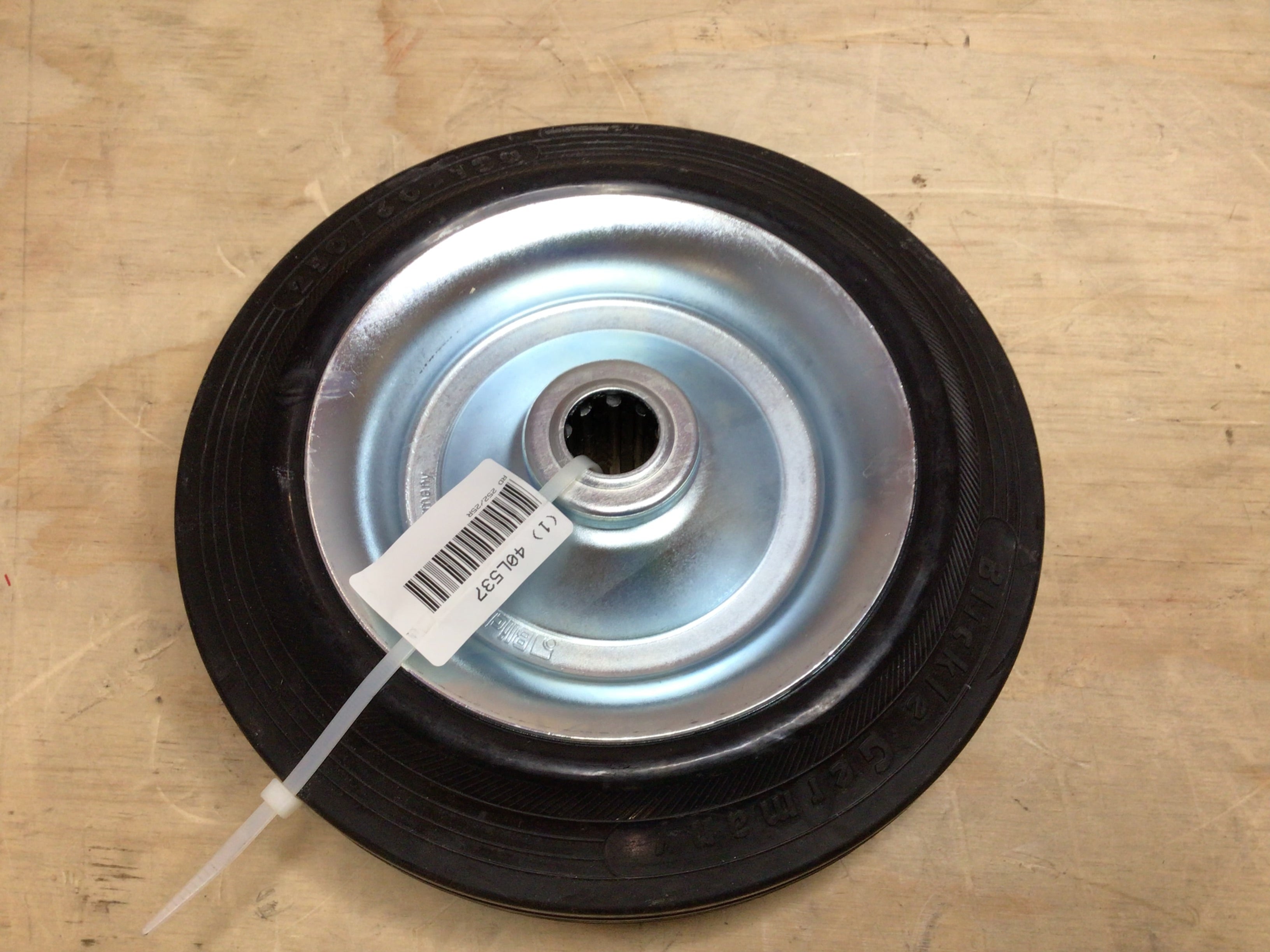 Blickle Rubber Tread/ Steel Core Wheel: 9 15/16