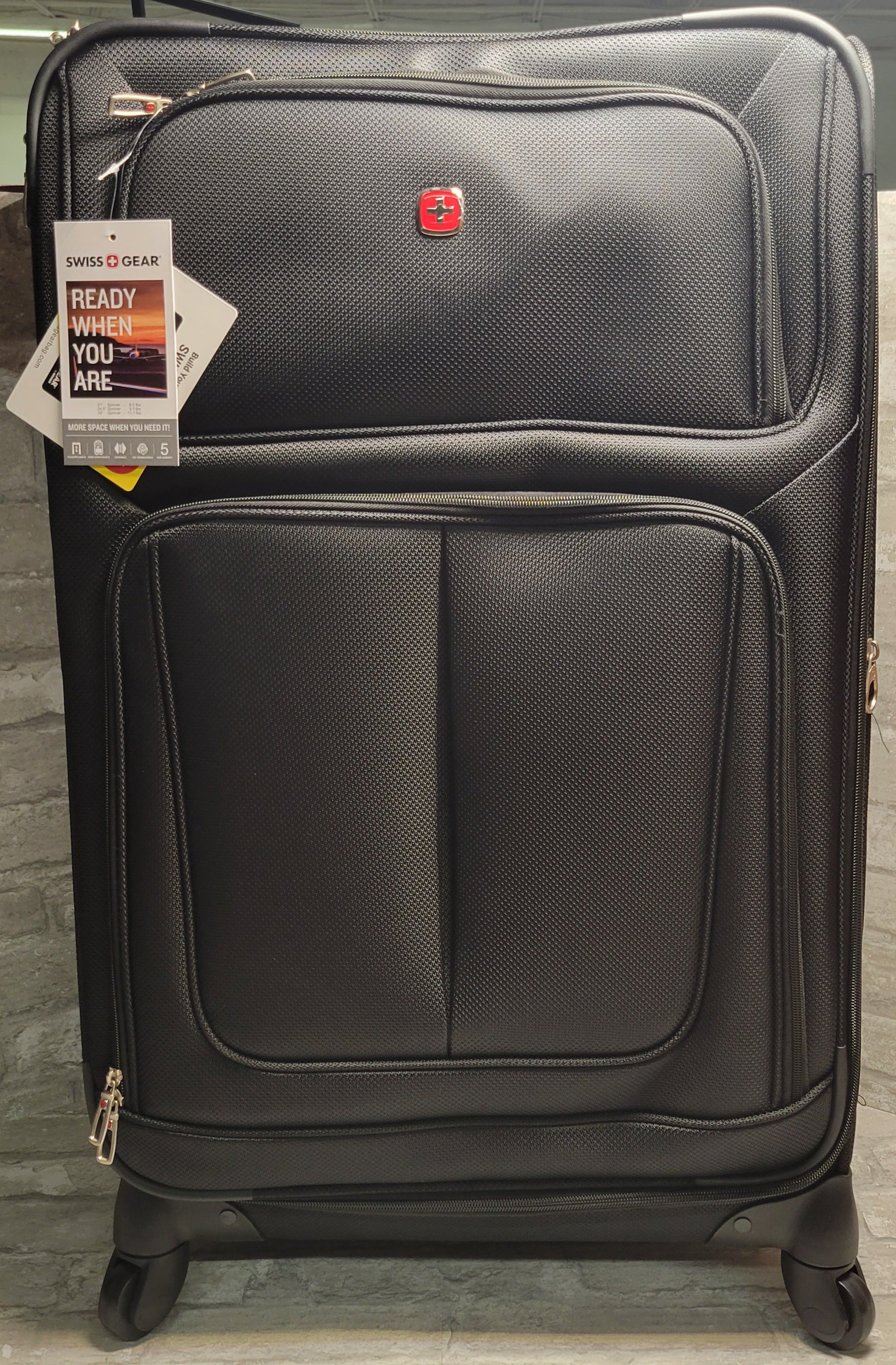 SwissGear Sion Softside Expandable Roller Luggage, Black, Checked-Large 29