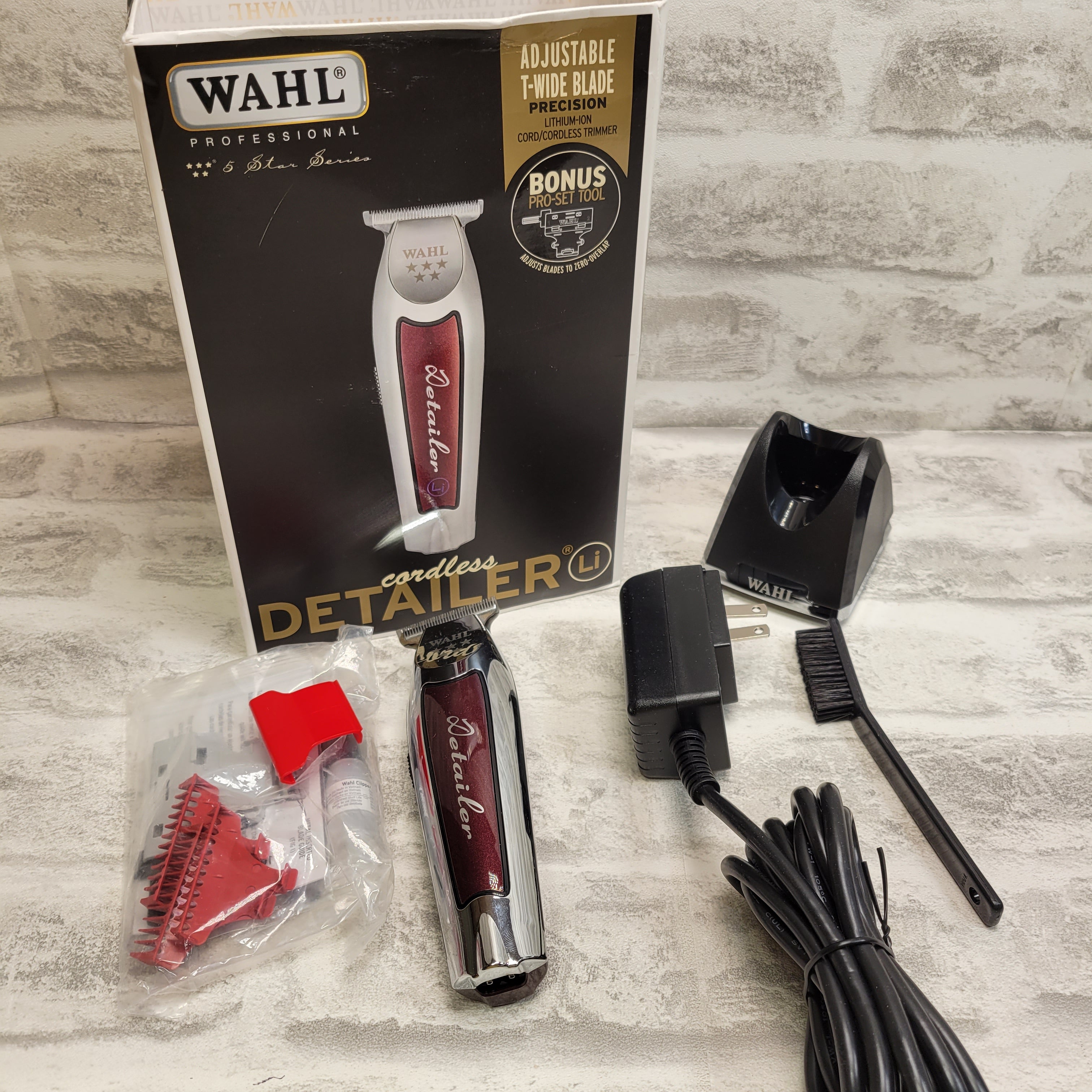 Wahl Professional - Cordless Detailer Li Extremely Close Trimming Model 8171 (7575046815982)