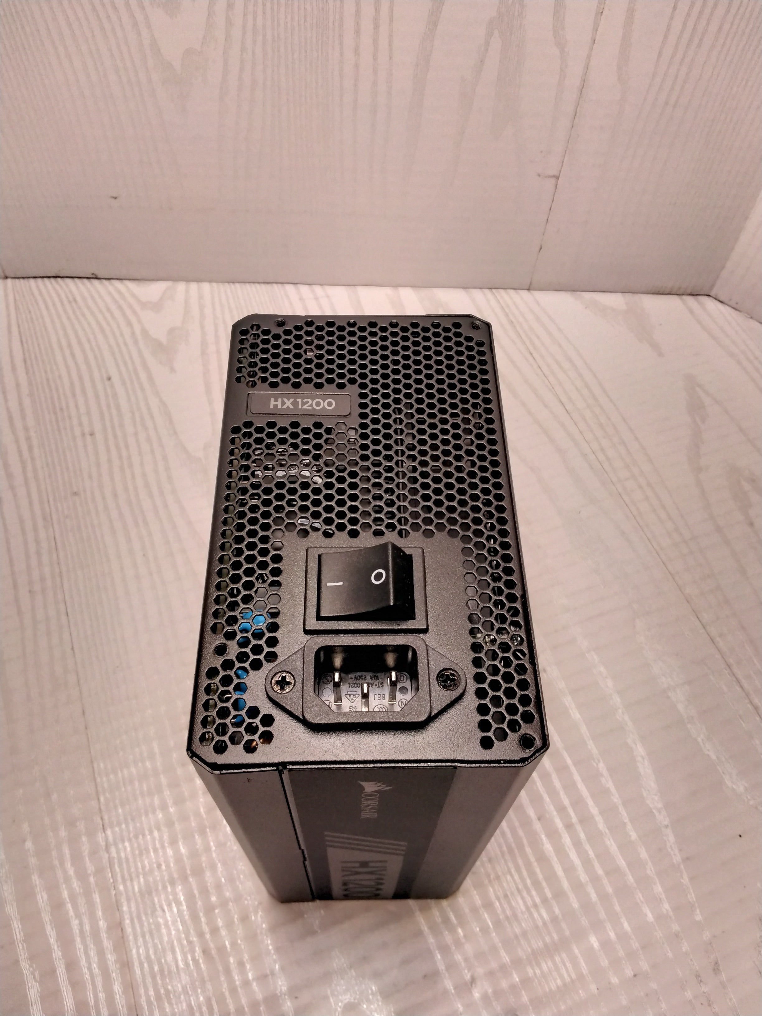 *FOR PARTS, UNTESTED*Corsair HX Series, HX1200, Model Number: CP-9020140-NA (7891982057710)