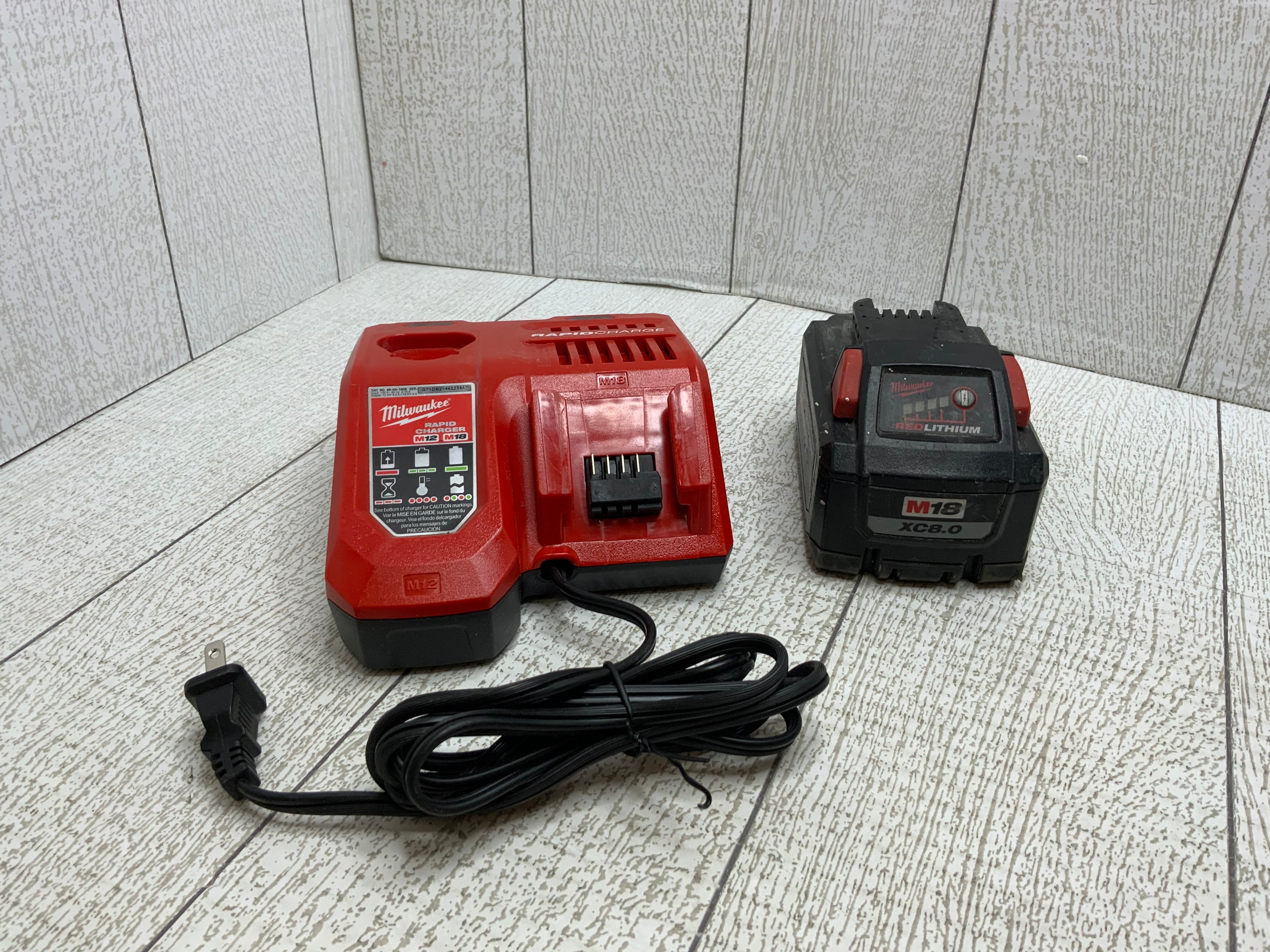 Milwaukee M18 18V Red Lithium High Output XC8.0 8Ah Battery & Charger **PARTS** (8059223343342)