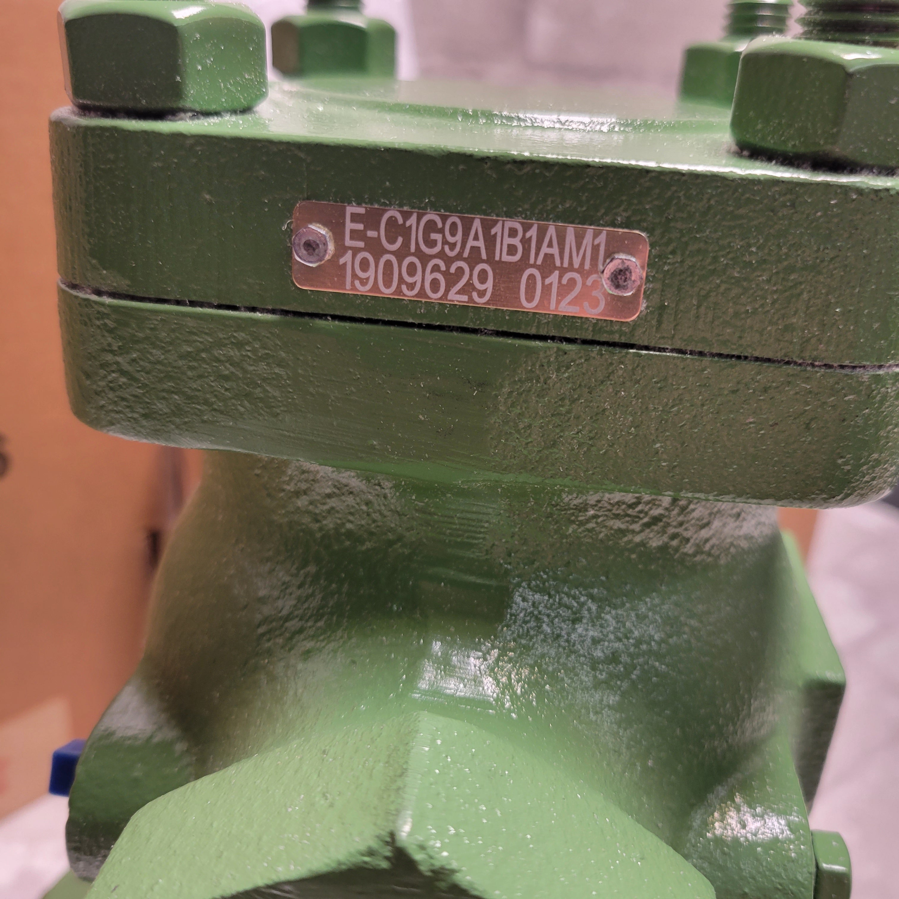 SPENCE Pilot-Operated Pressure Regulator: E, 1 1/2