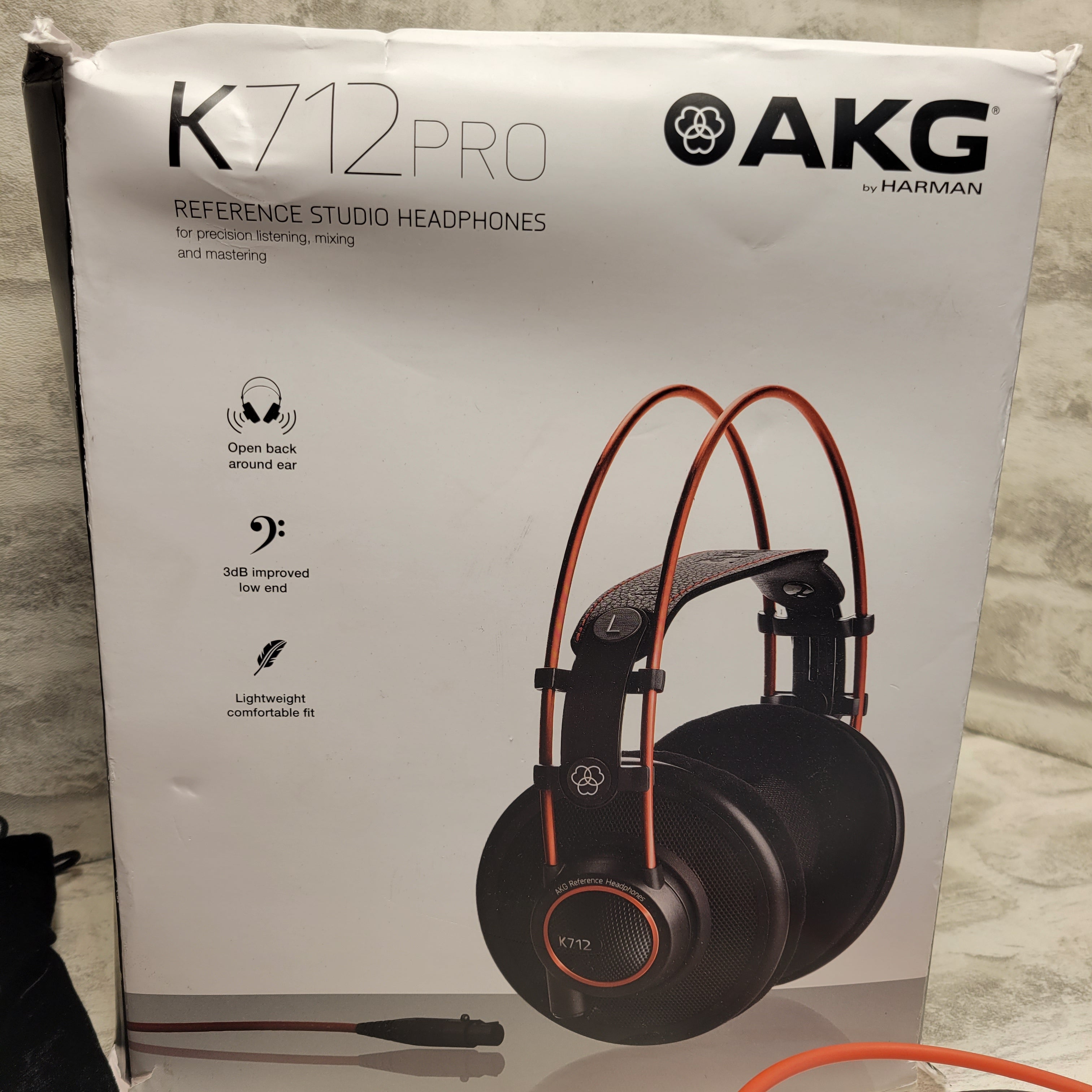 AKG Pro Audio K712 PRO Over-Ear, Reference Studio Headphones (K712 PRO) (7837185114350)