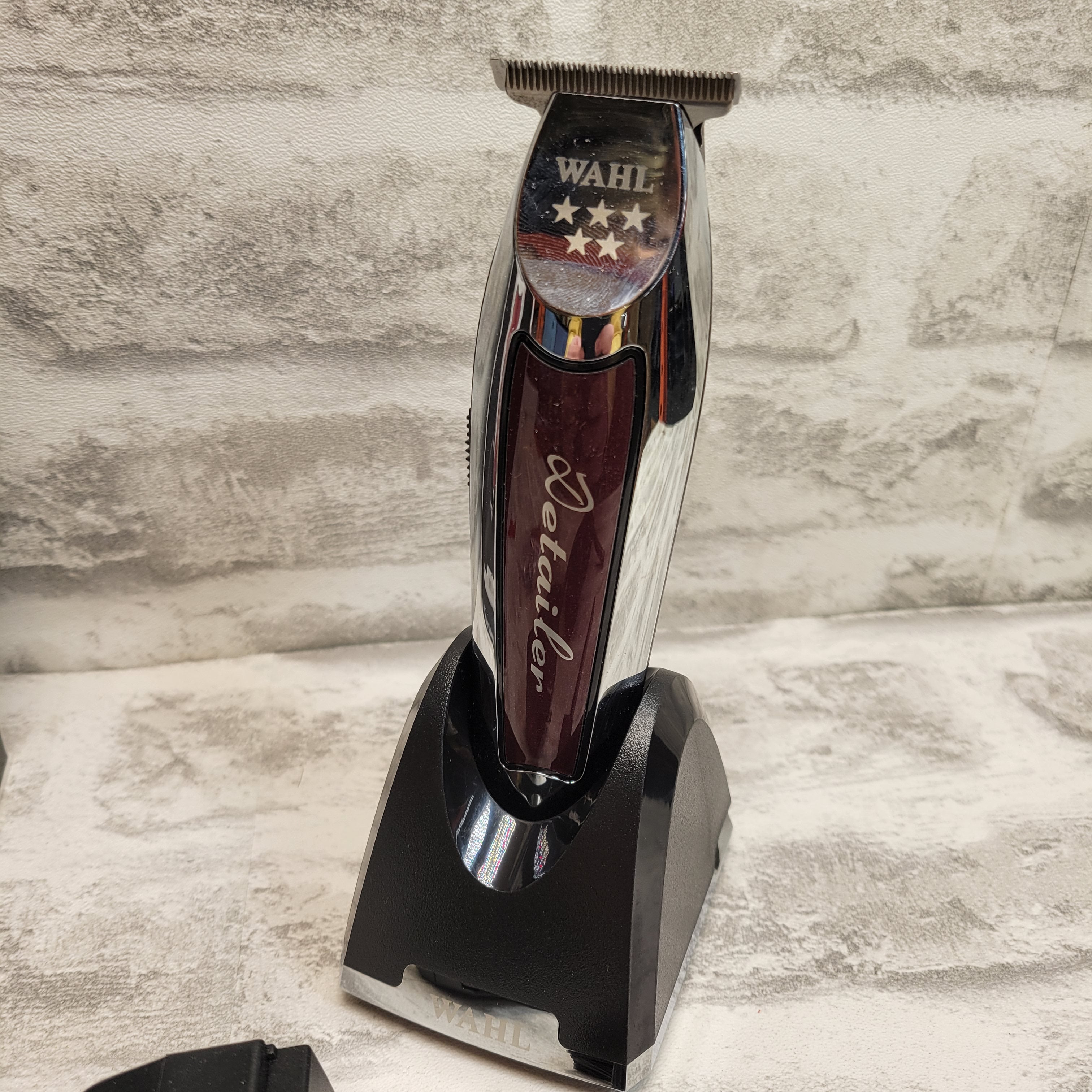 Wahl Professional - Cordless Detailer Li Extremely Close Trimming Model 8171 (7575046815982)
