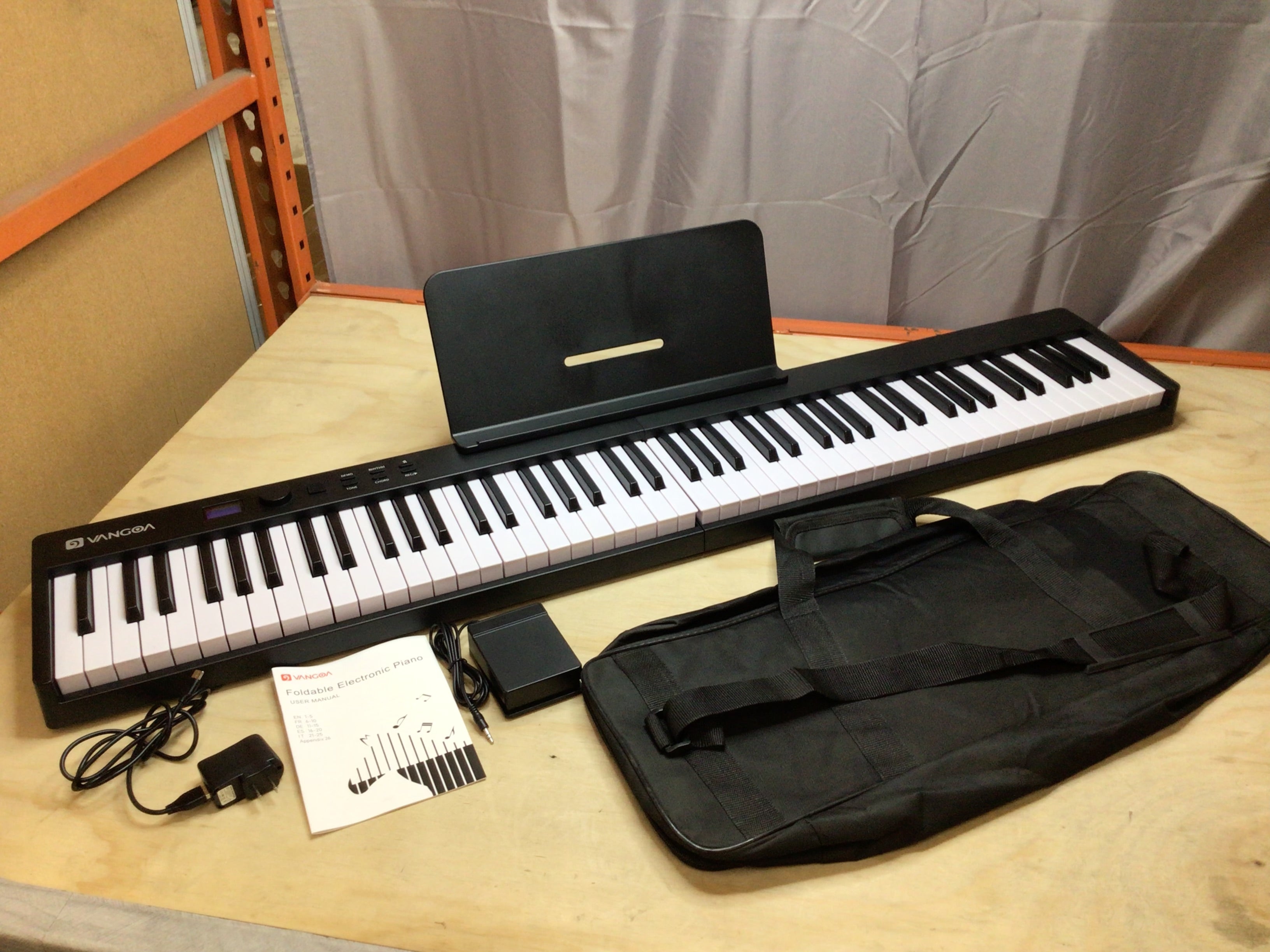 Vangoa Folding Piano Keyboard 88 Key Semi-Weighted Bluetooth VGD-882 **USED** (8113501241582)