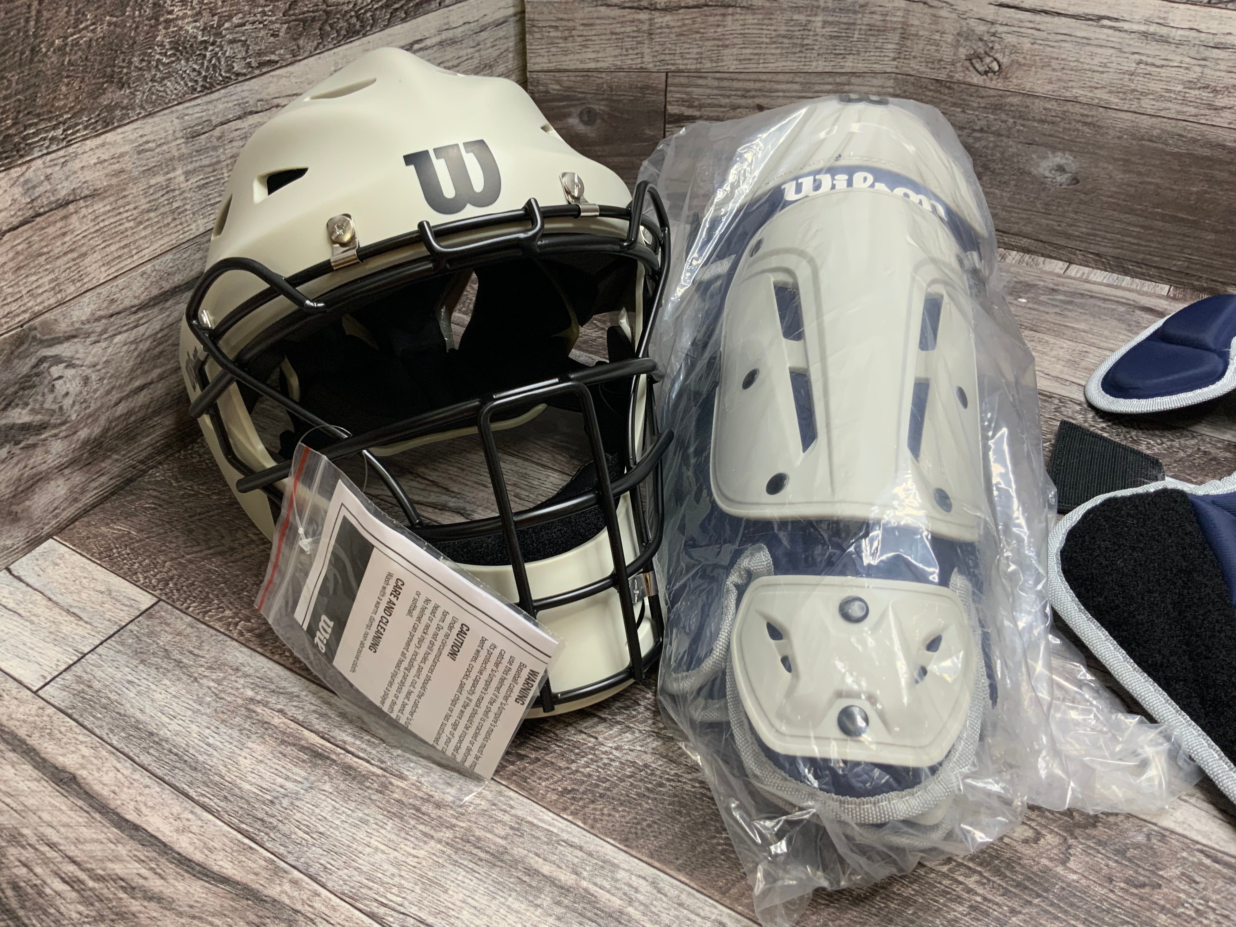 Wilson EZ Gear 2.0 Youth Catcher's Gear Kit (Small/Medium, Navy) (8079628239086)