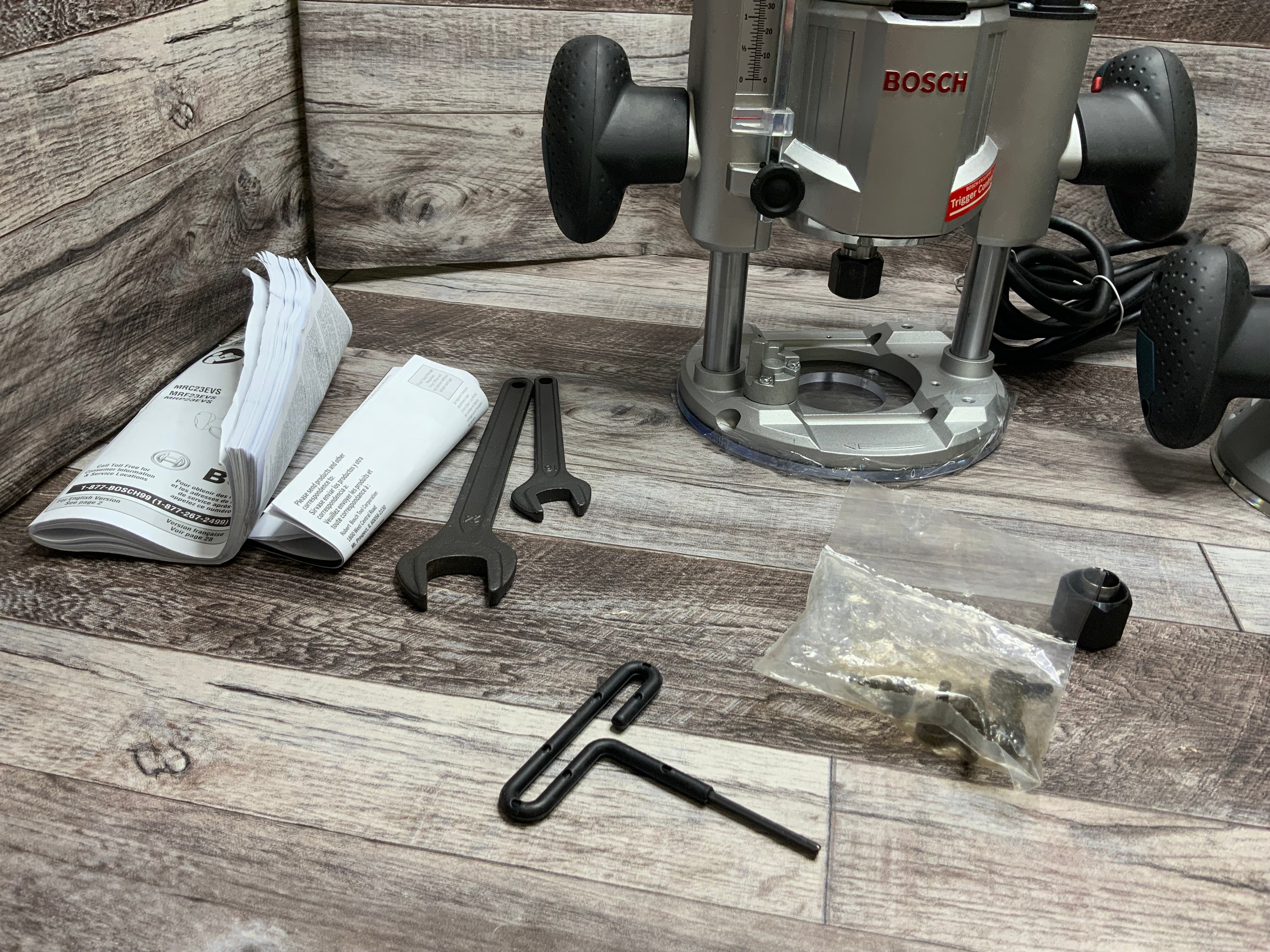 BOSCH MRC23EVSK Combination Router 15 Amp Router Kit **FOR PARTS**