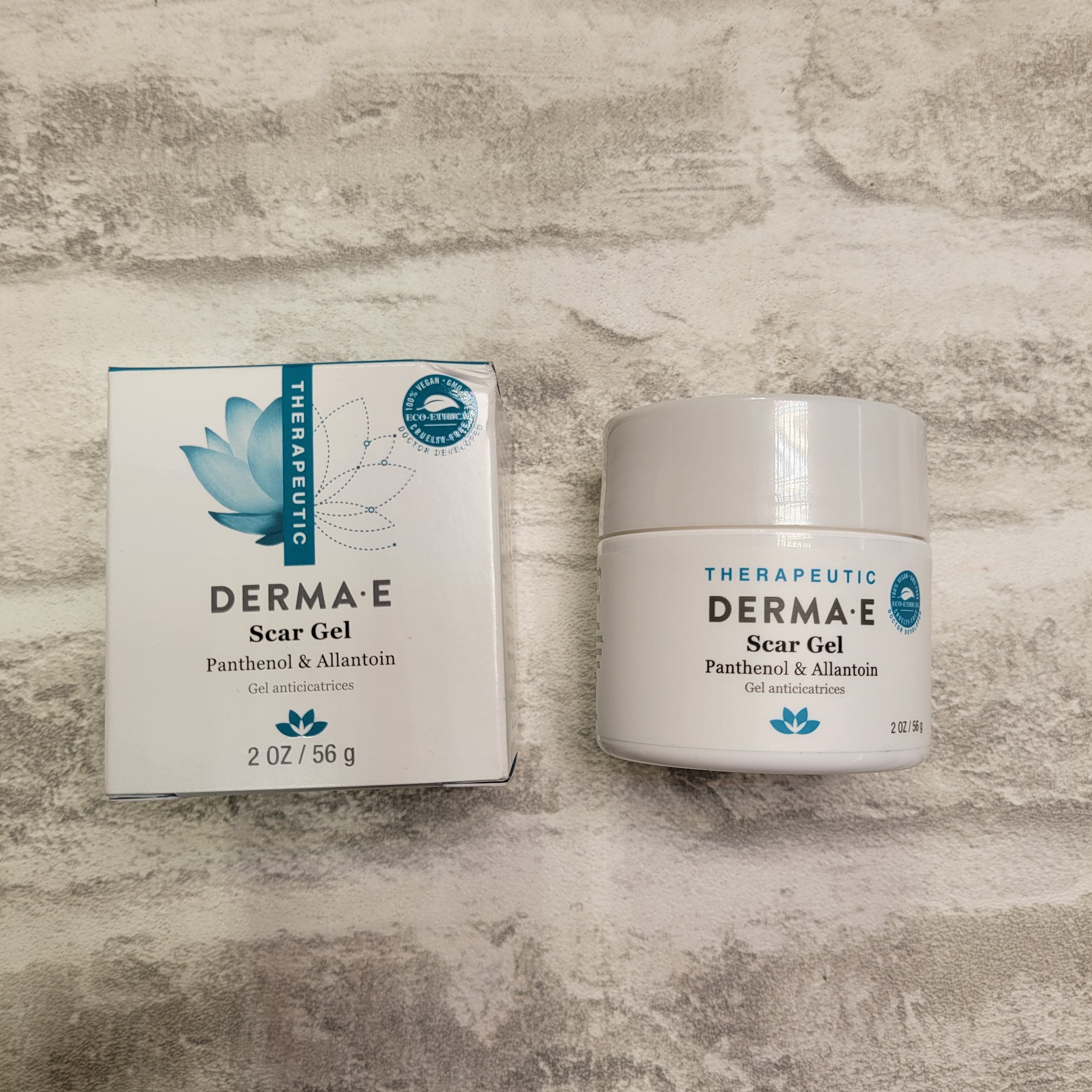 (Lot of 4) DERMA-E Scar Gel Therapeutic gel with Panthenol & Allantoin  2 Oz (7656156561646)