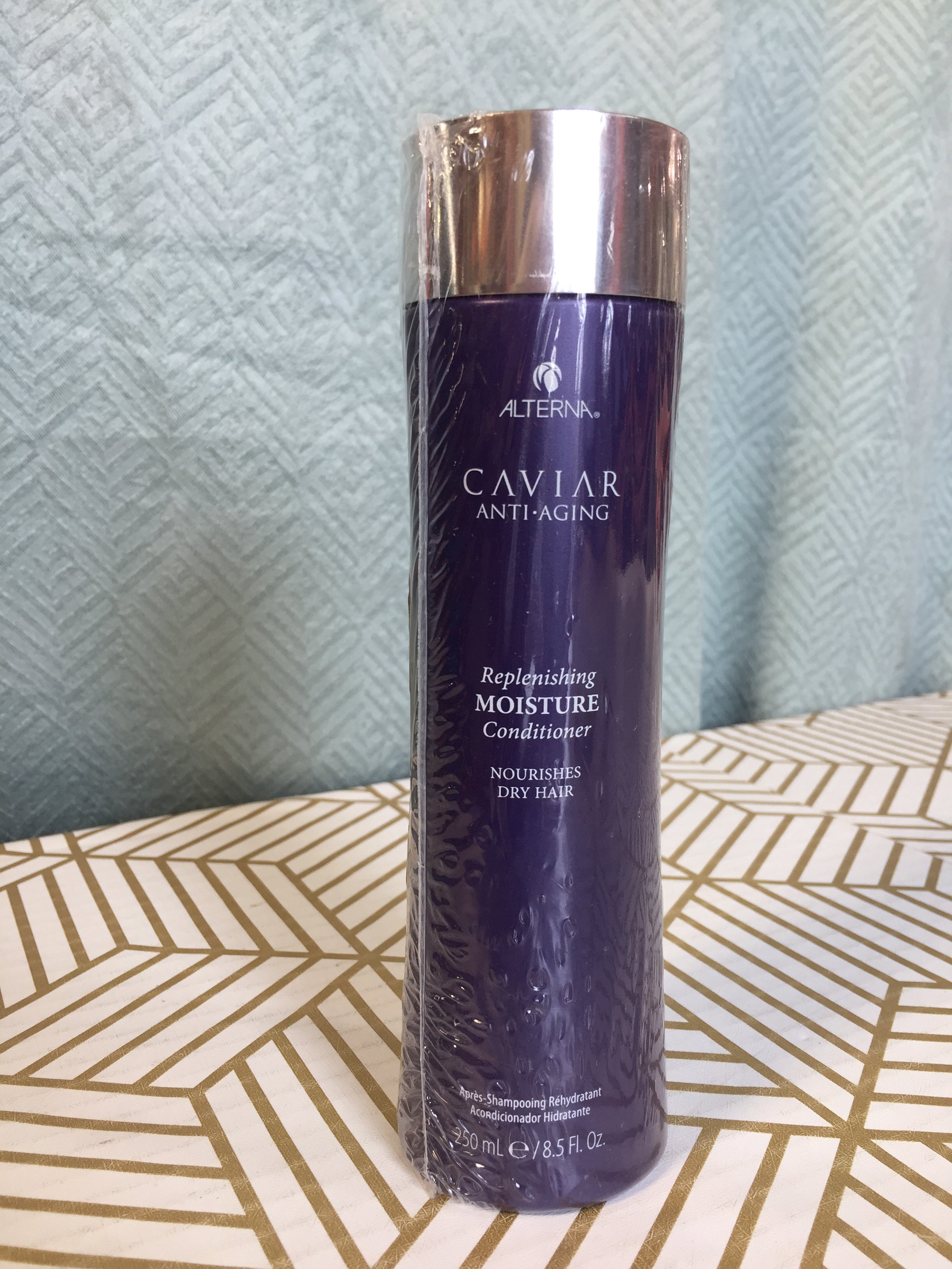 Alterna Caviar Anti-Aging Replenishing Moisture Conditioner for Dry, Brittle Hair (7760474603758)