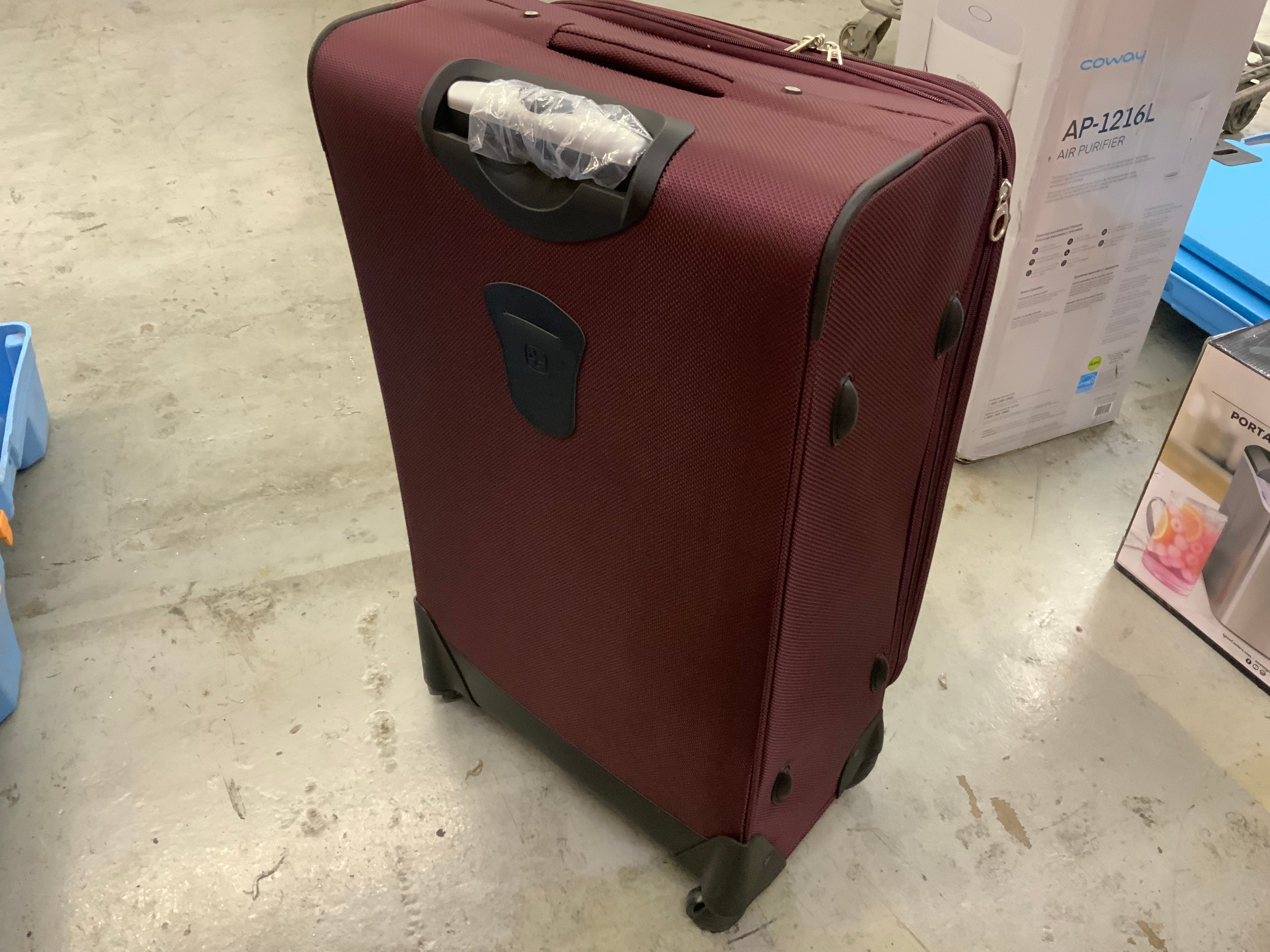 SwissGear Sion Softside Expandable Luggage, Merlot, Checked-Large 29-Inch (8082354733294)