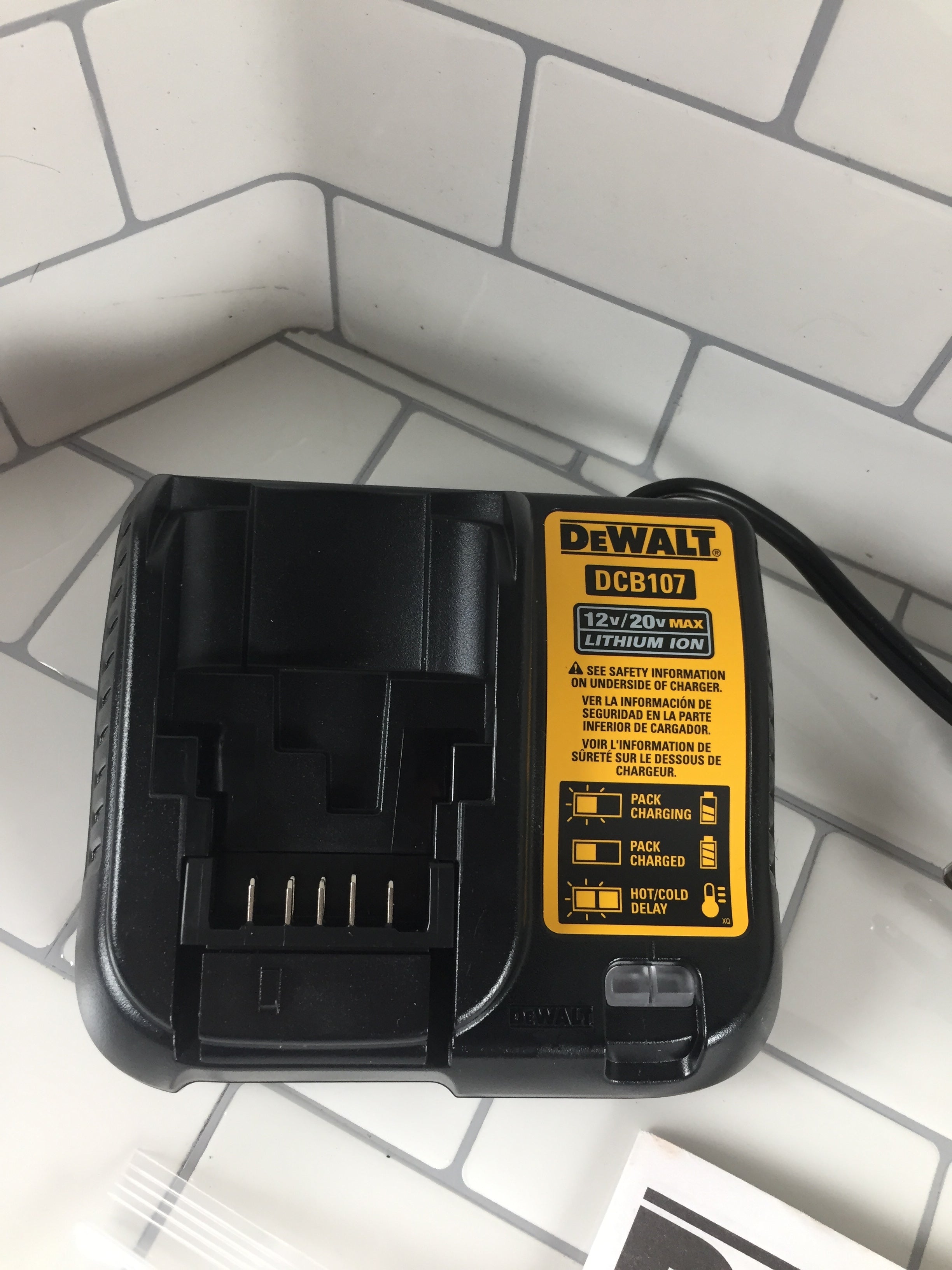 DEWALT 20V MAX Cordless Drill / Driver Kit, Compact, 1/2-Inch (DCD708C2) (6924287508663)