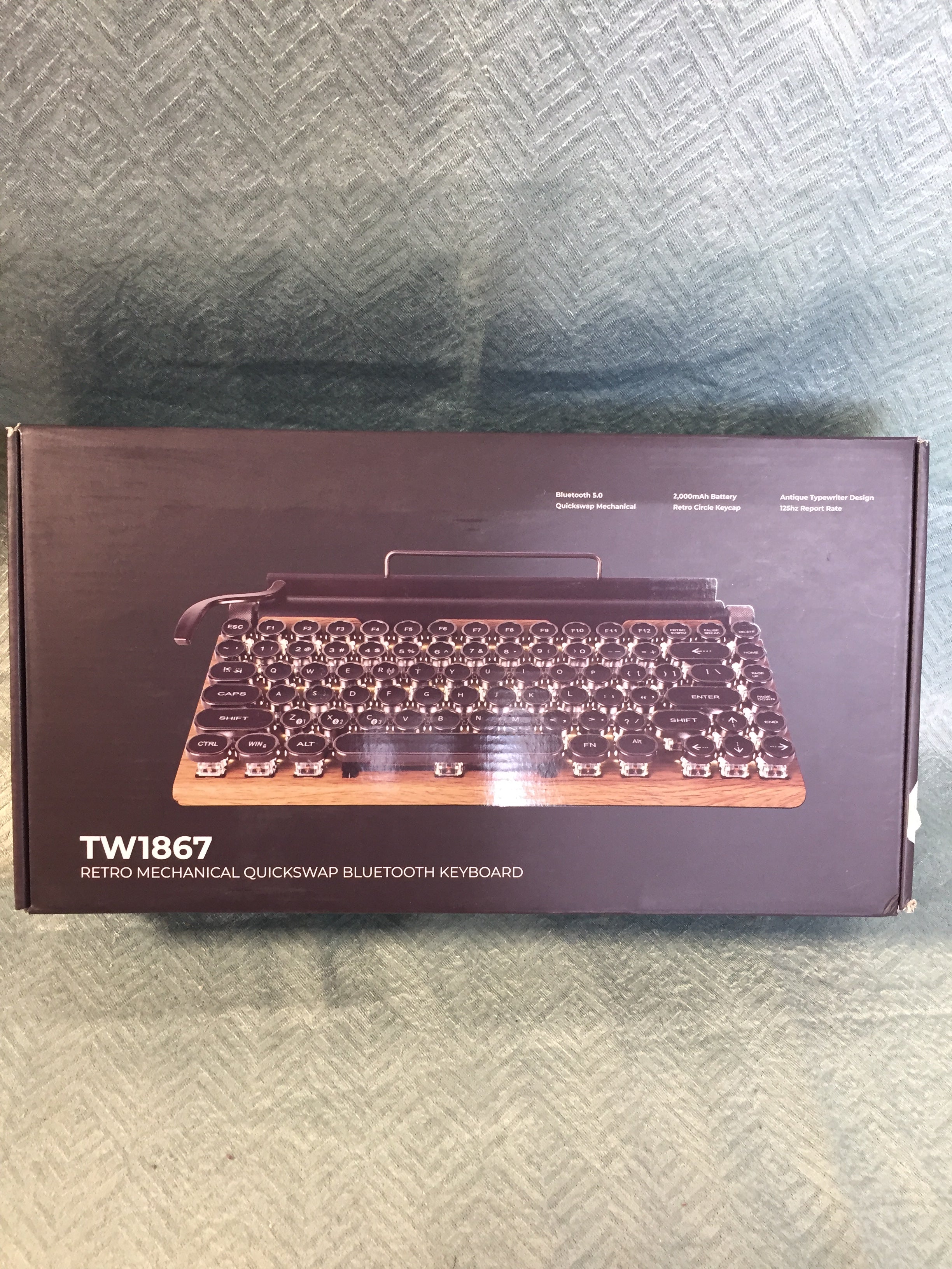 Retro Mechanical Typewriter Keyboard with Bluetooth for Desktop/Laptop/Phone (7609055510766)