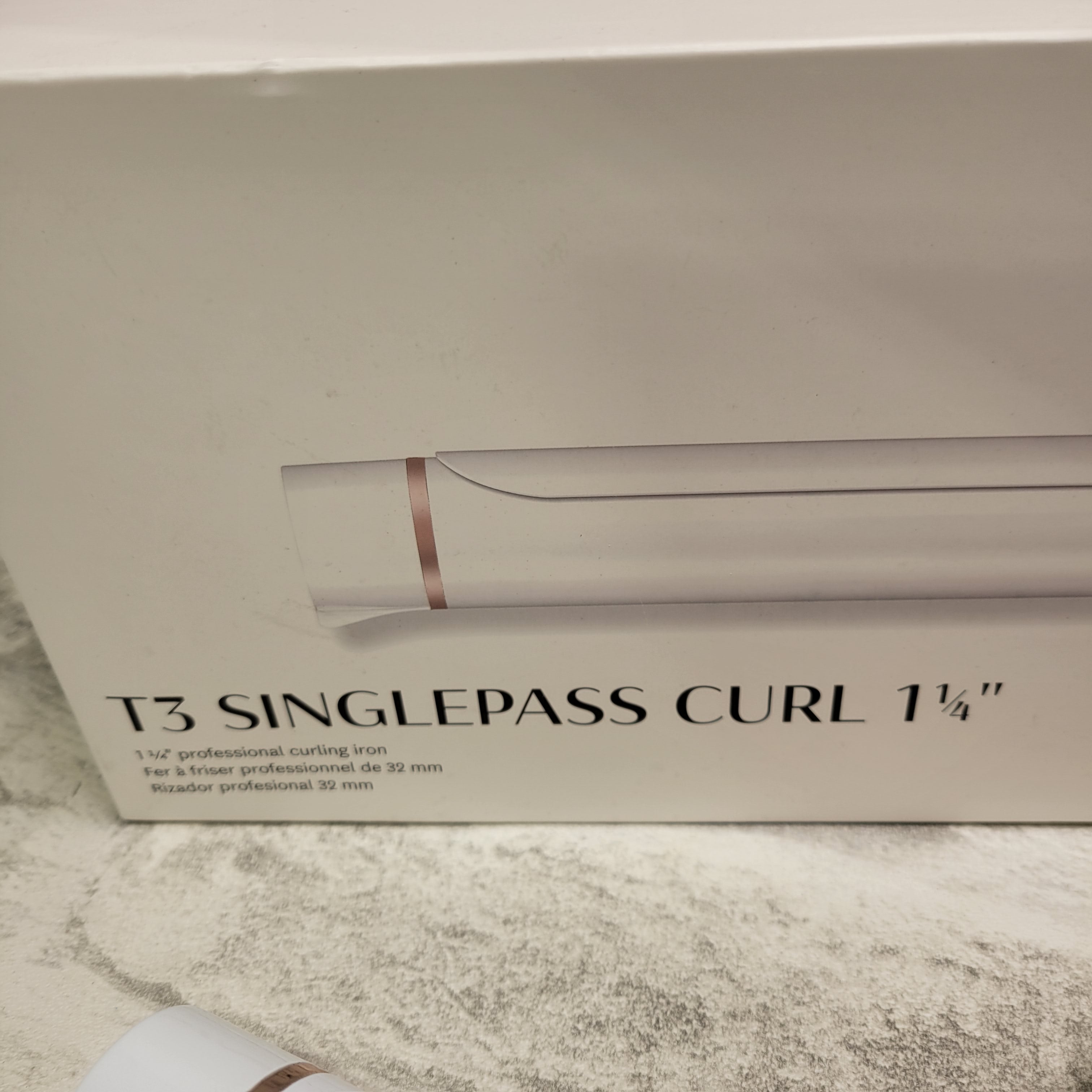 T3 - SinglePass Curling Iron Ceramic, 1 1/4