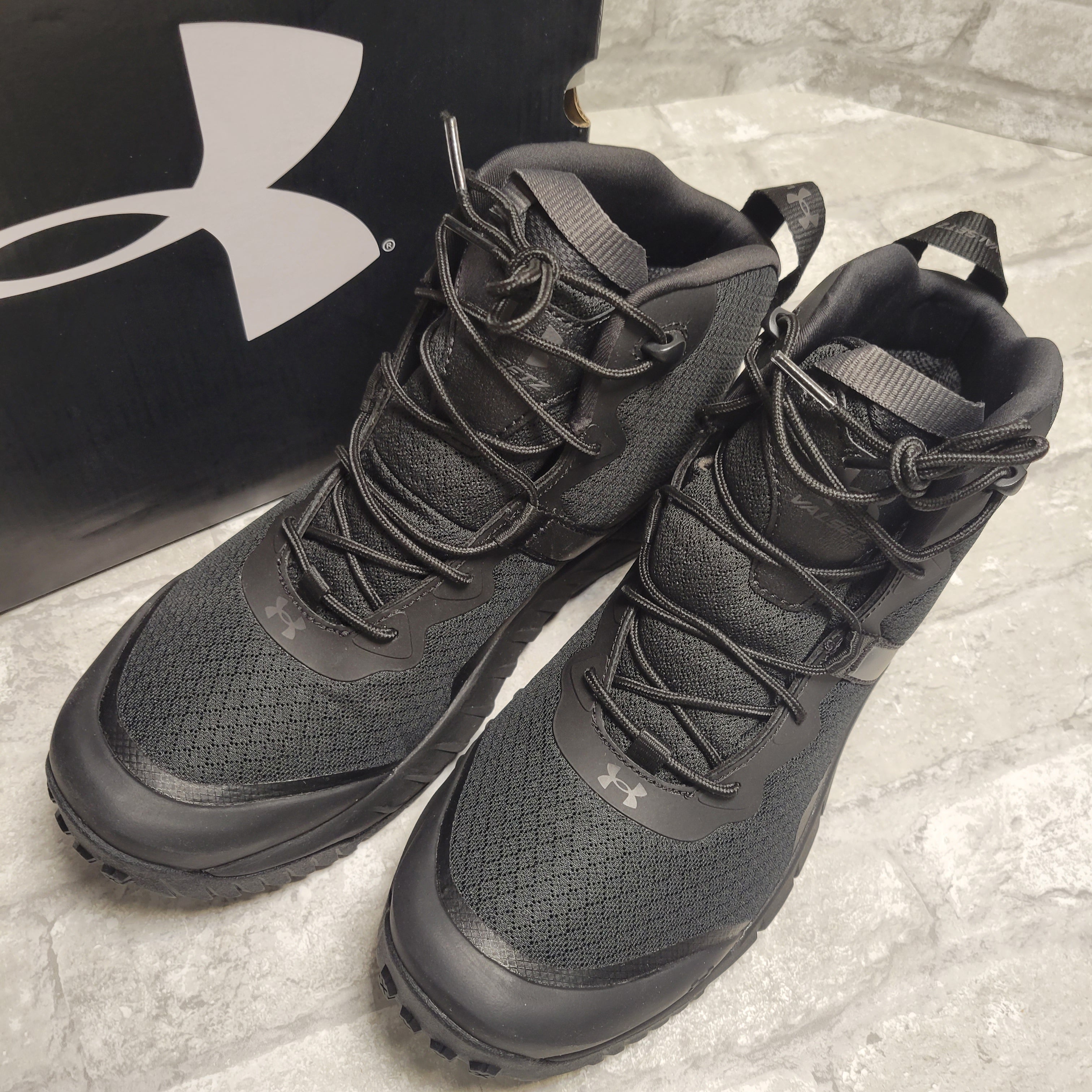 Under Armour Men's Micro G Valsetz Side-Zip Mid 6