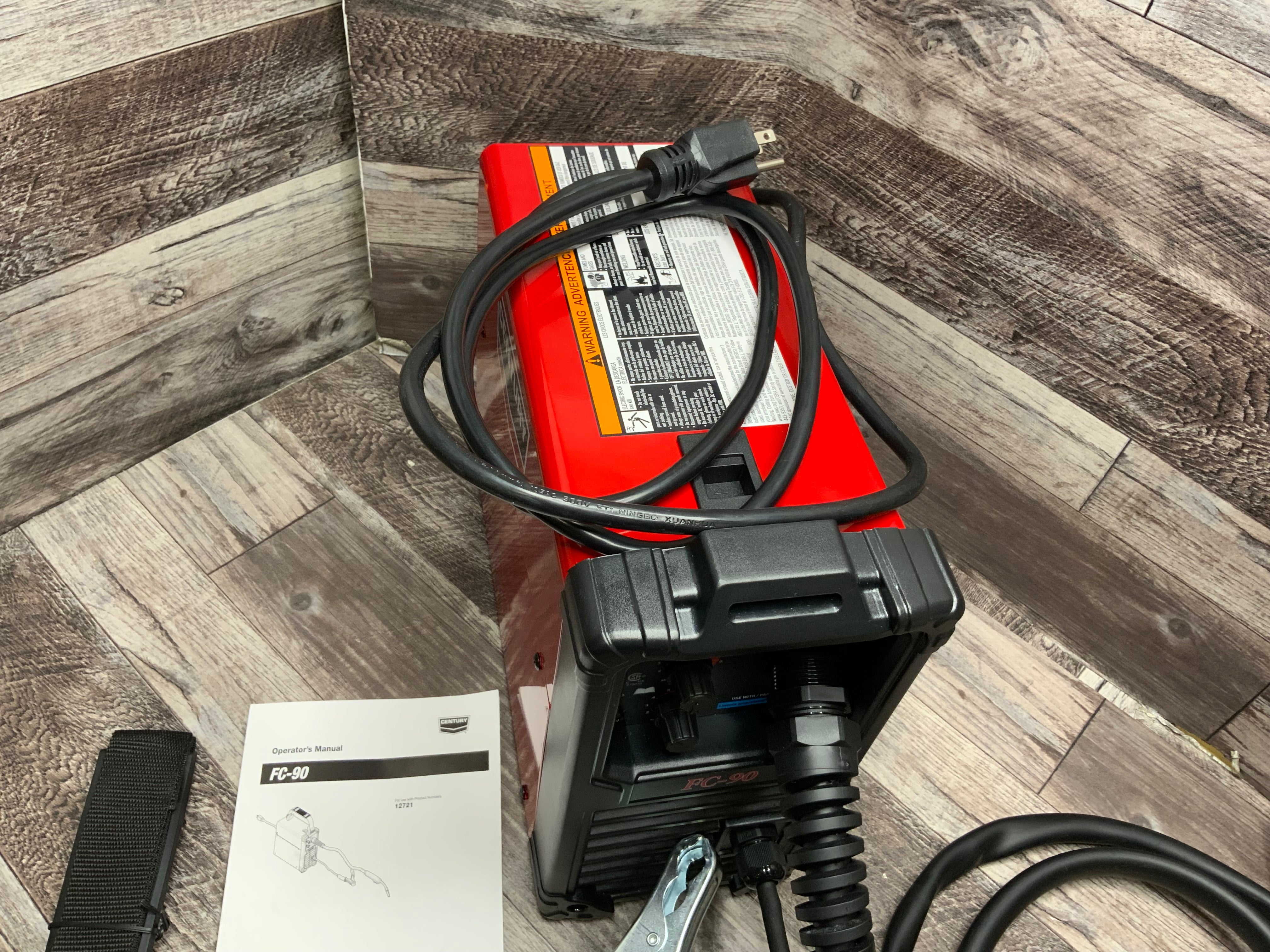 Century FluxCored 90 Amp Wire Feed Welder & Gun 120V FC90 **FOR PARTS