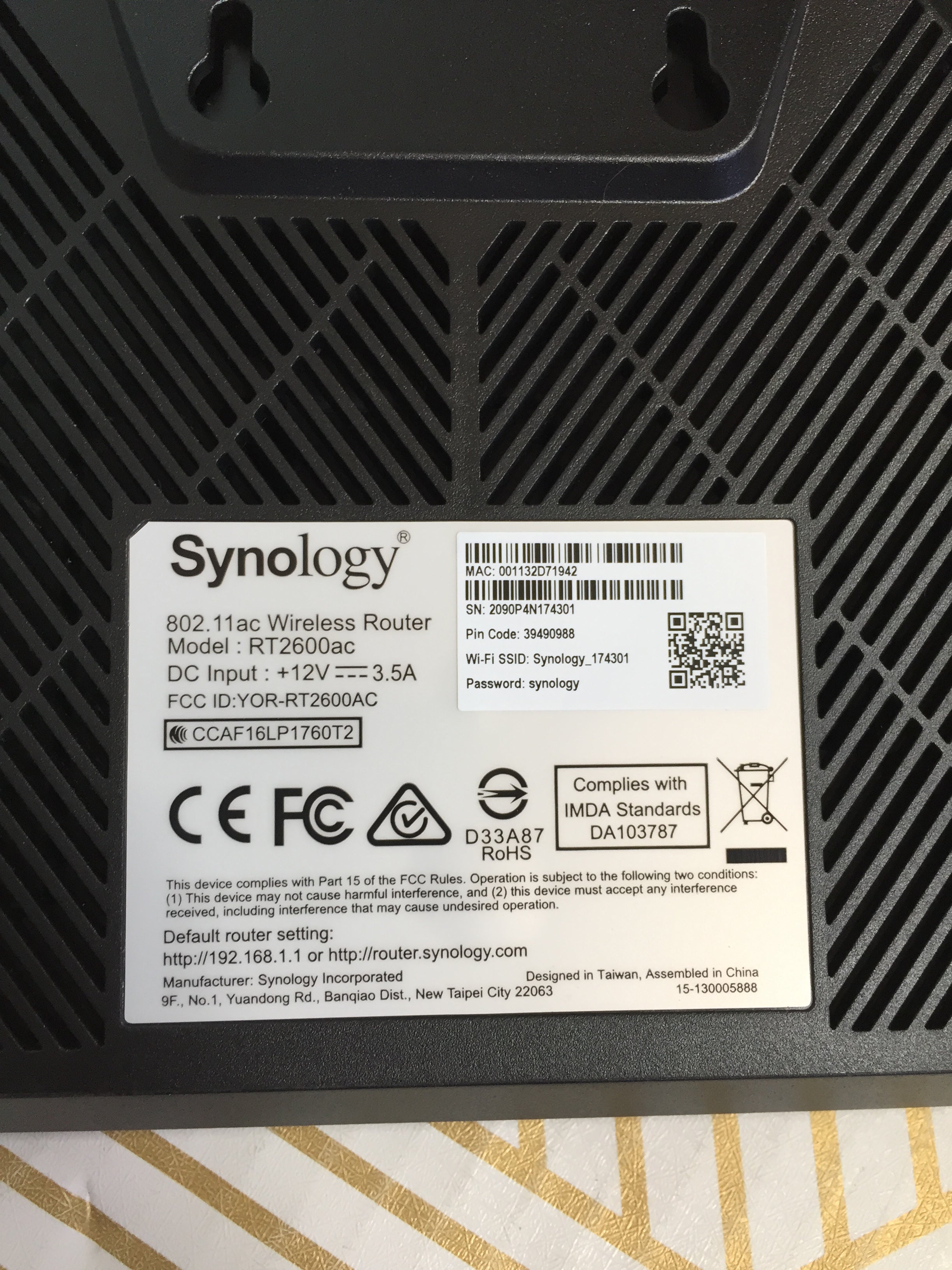 Synology RT2600ac 4x4 dual-band Gigabit Wi-Fi router, MU-MIMO, Parental Controls (7883883118830)