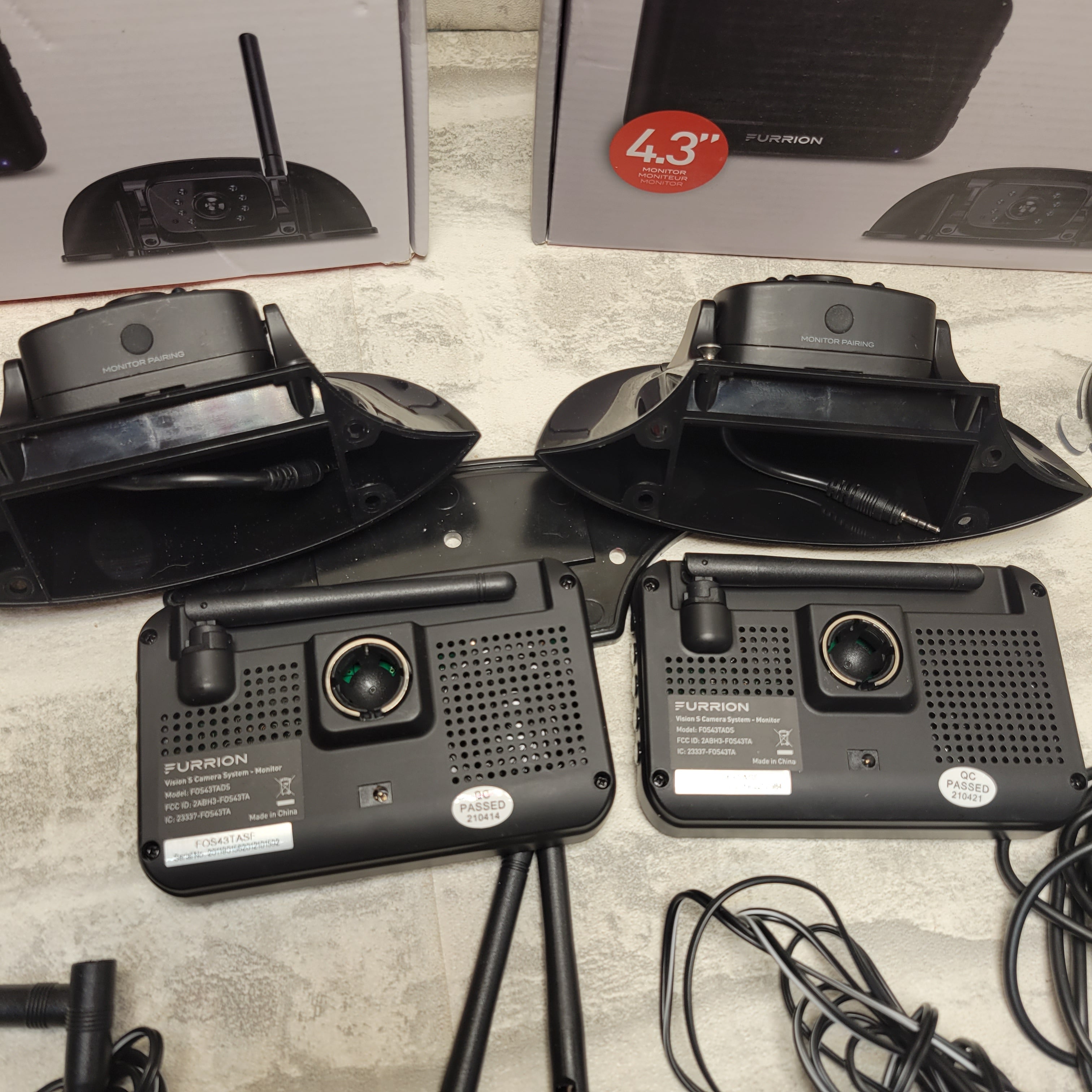 Furrion Vision S 4.3" Wireless RV Backup System FOS43TASF *PARTS*