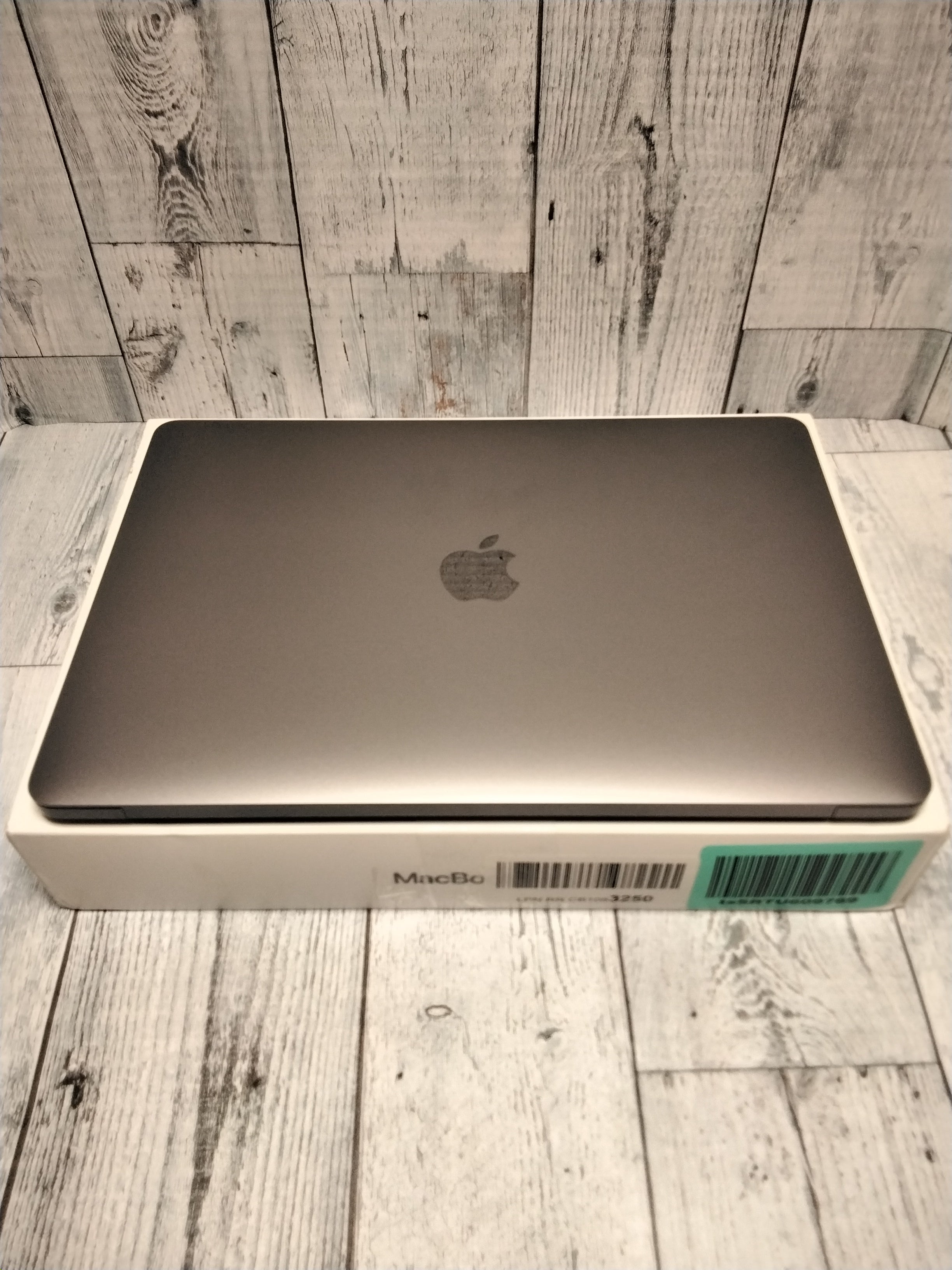 2020 Apple MacBook Air Laptop: Apple M1 Chip, 13” Retina Display, 8GB RAM, 256GB (7761868390638)