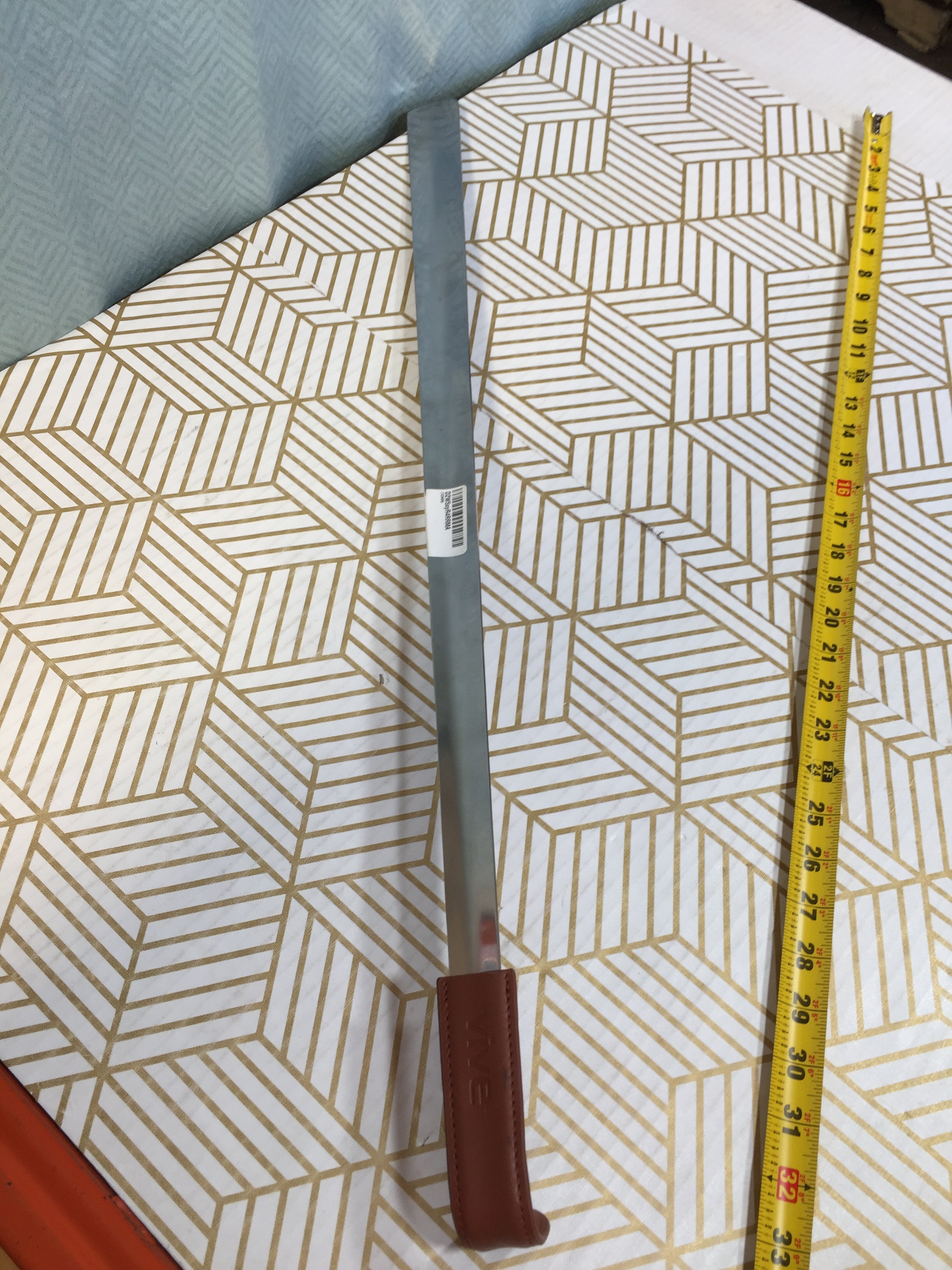 VIVE Extra Long Handled Shoe Horn (31.5 Inches)- Metal Shoehorn (7923782287598)