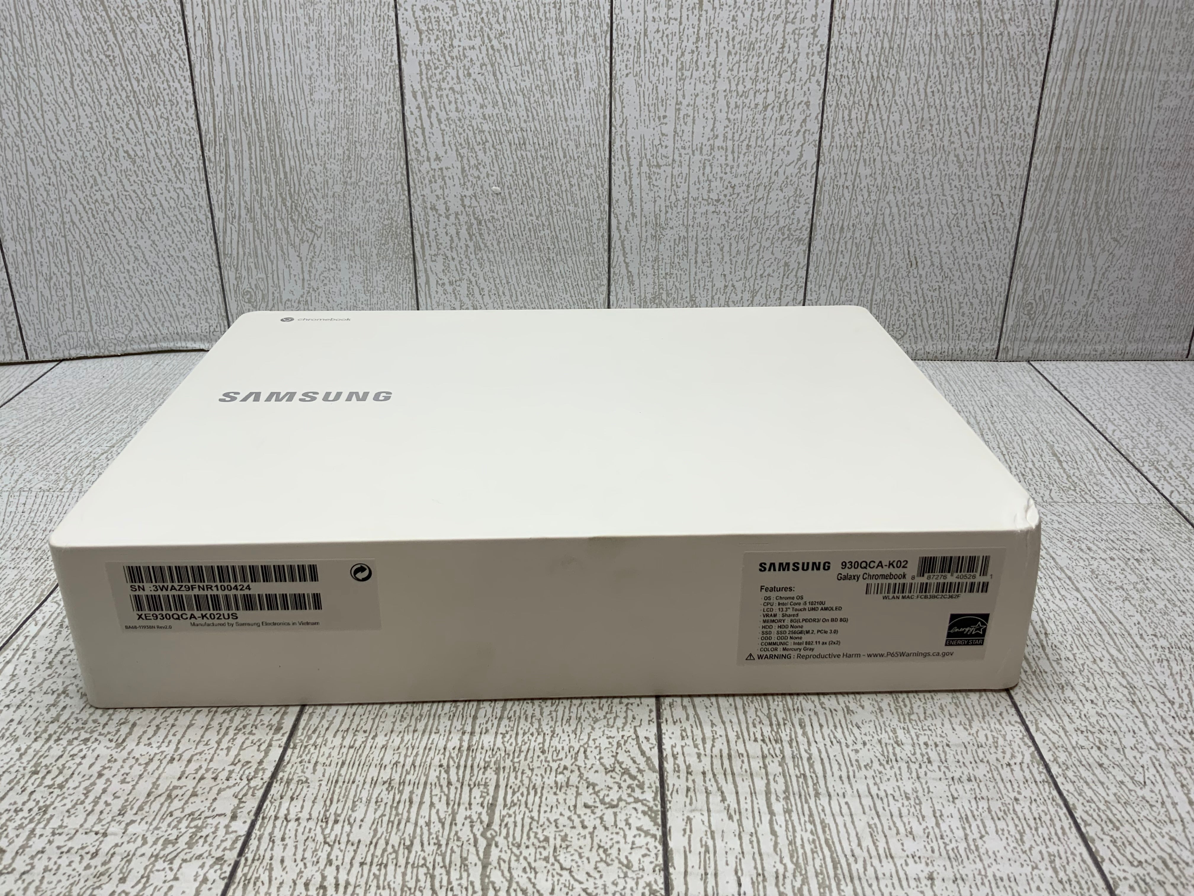 SAMSUNG 13.3” Galaxy Chromebook Laptop Computer w/ 256GB Storage *Mercury Gray* (8063826985198)