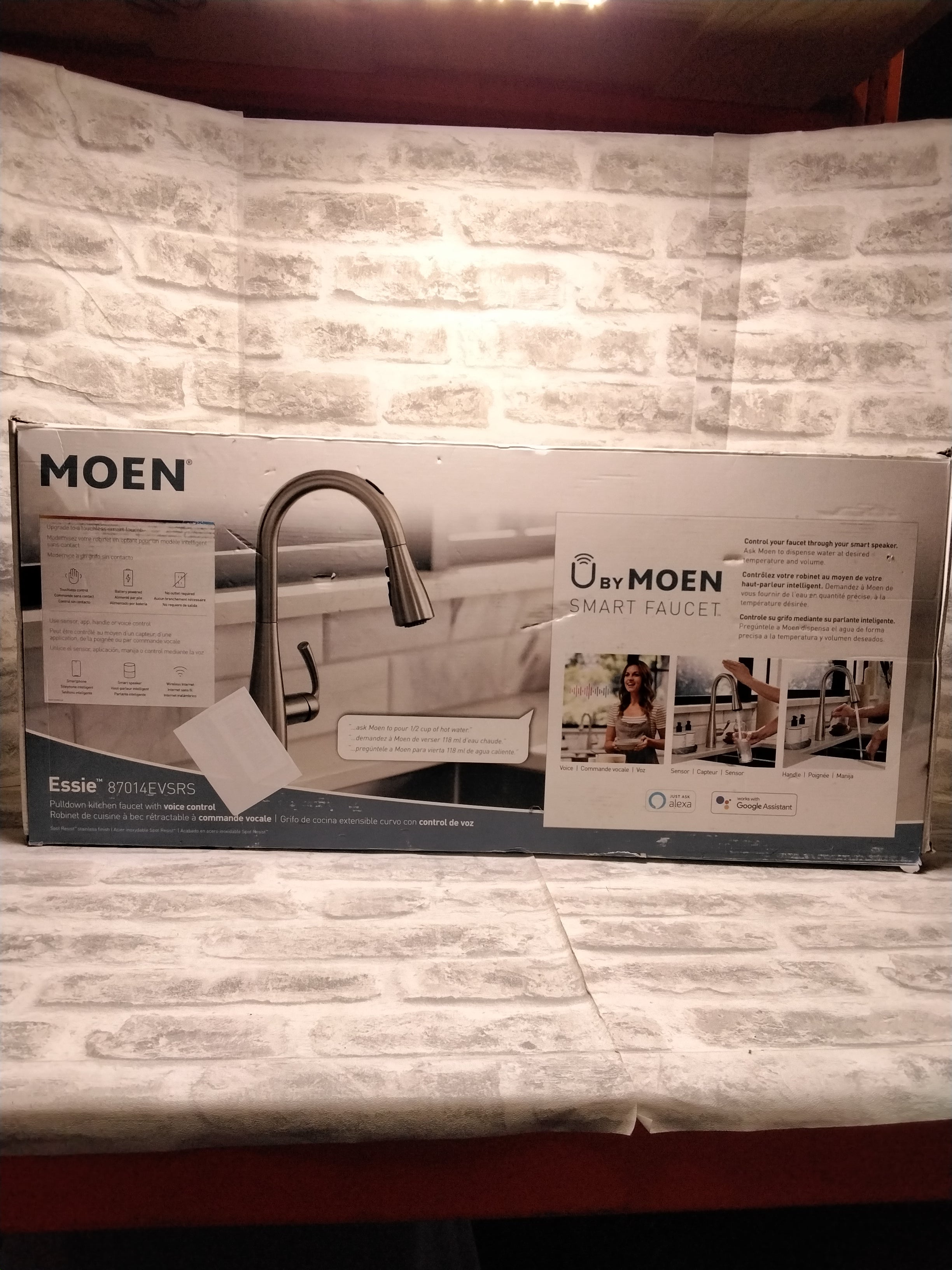 U by Moen Essie Single-Handle Pull-Down Sprayer Smart Kitchen Faucet (7625940893934)