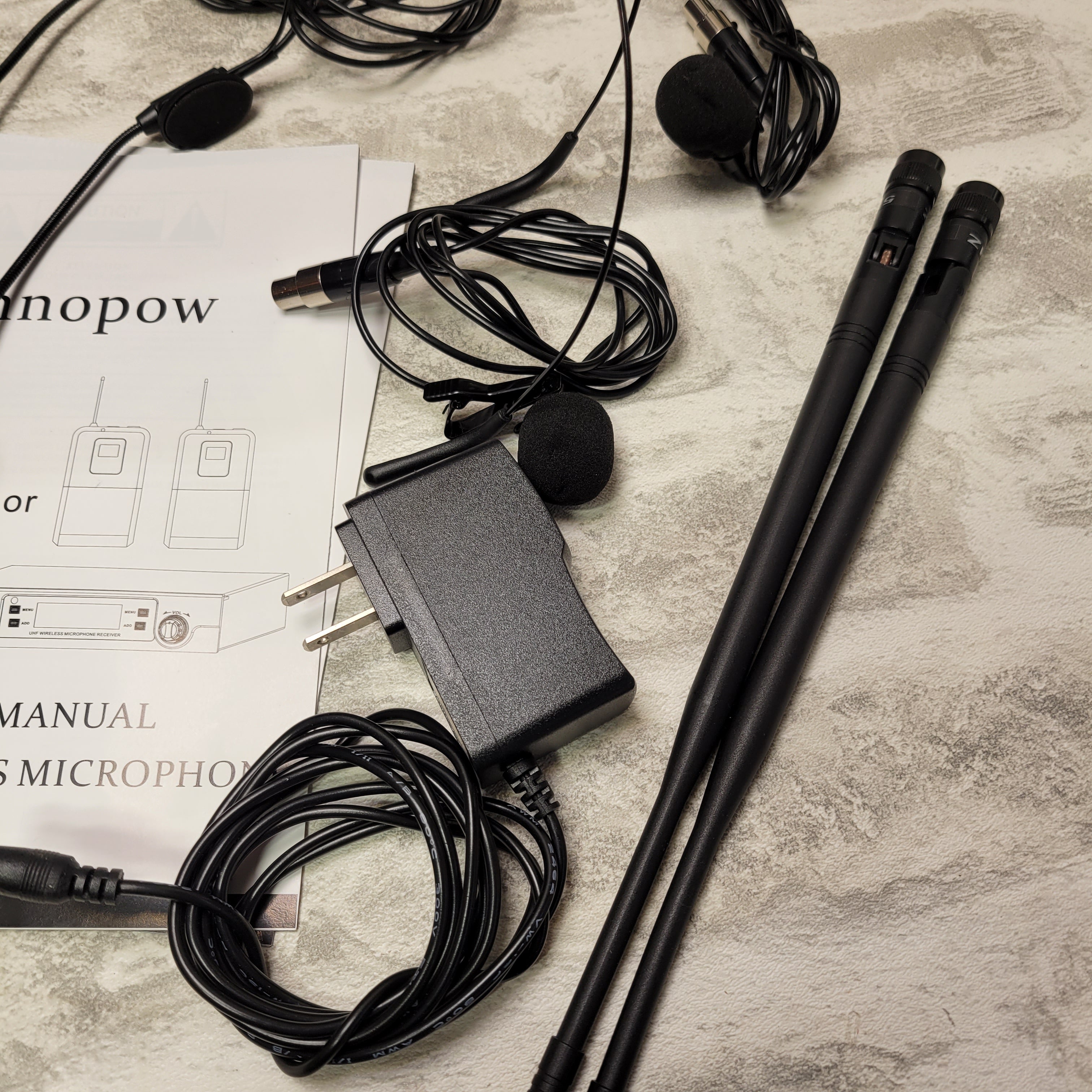 Wireless Microphone System Professional Aplomb Innopow UHF 80 Chanel Sys WM-333B (7603287851246)