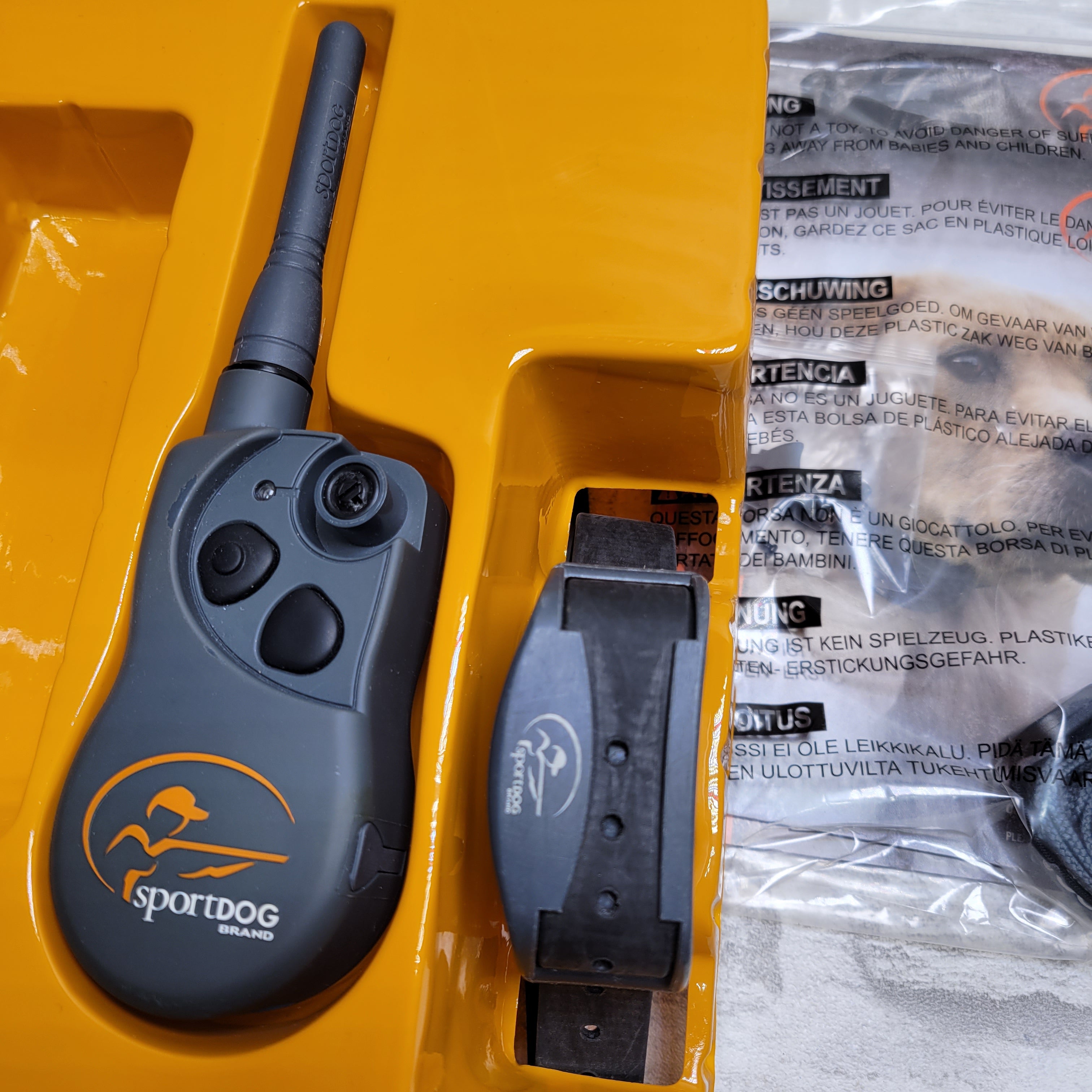**FOR PARTS/NOT WORKING** SportDOG Brand SportHunter 1/2 Mile Remote Trainer (7611592114414)