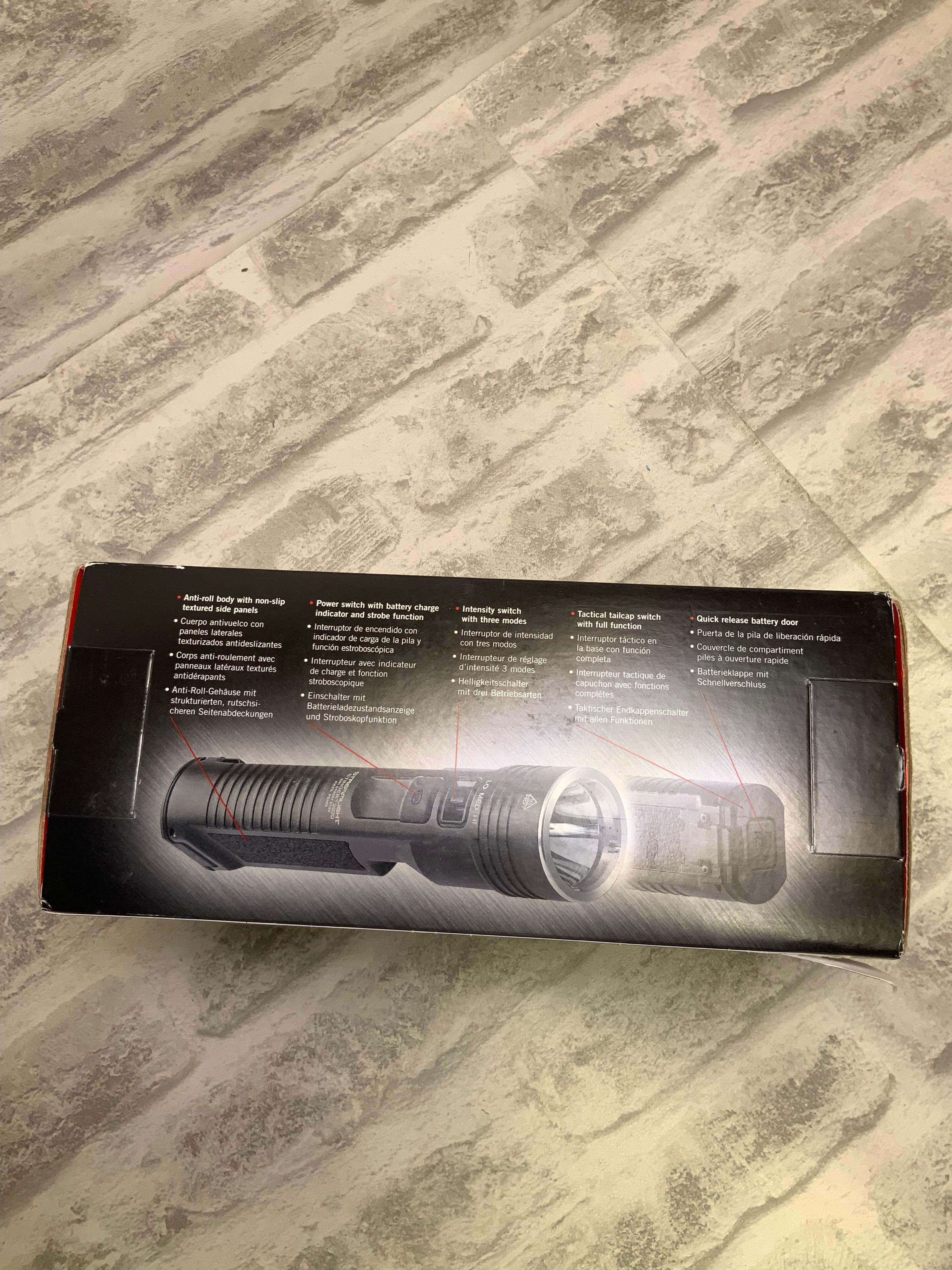 Streamlight 78100 Stinger 2020 Rechargeable Flashlight with