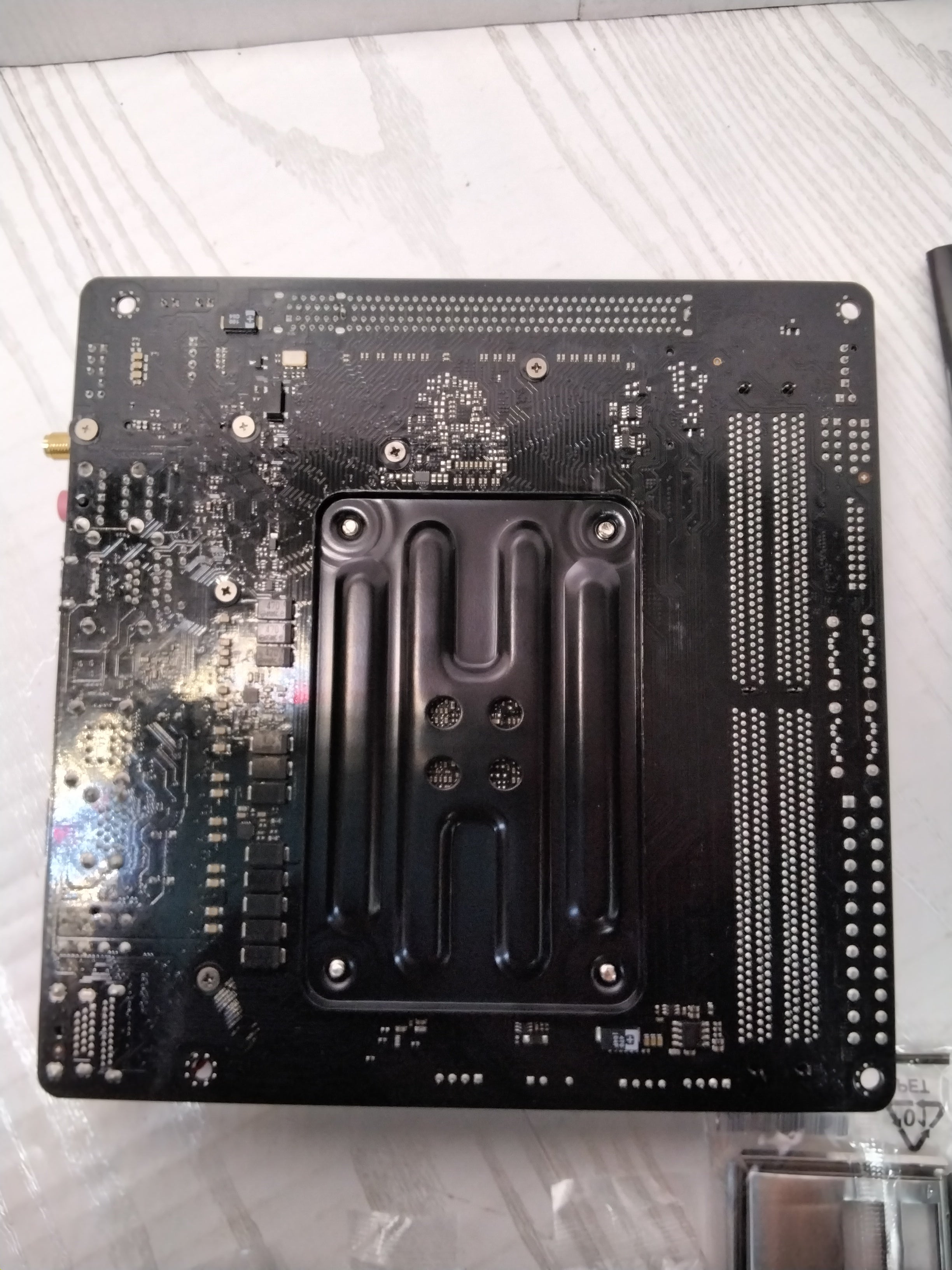 *FOR PARTS, READ* ASRock Z490M-ITX/ac & A520M-ITX/ac Motherboards (7855715090670)