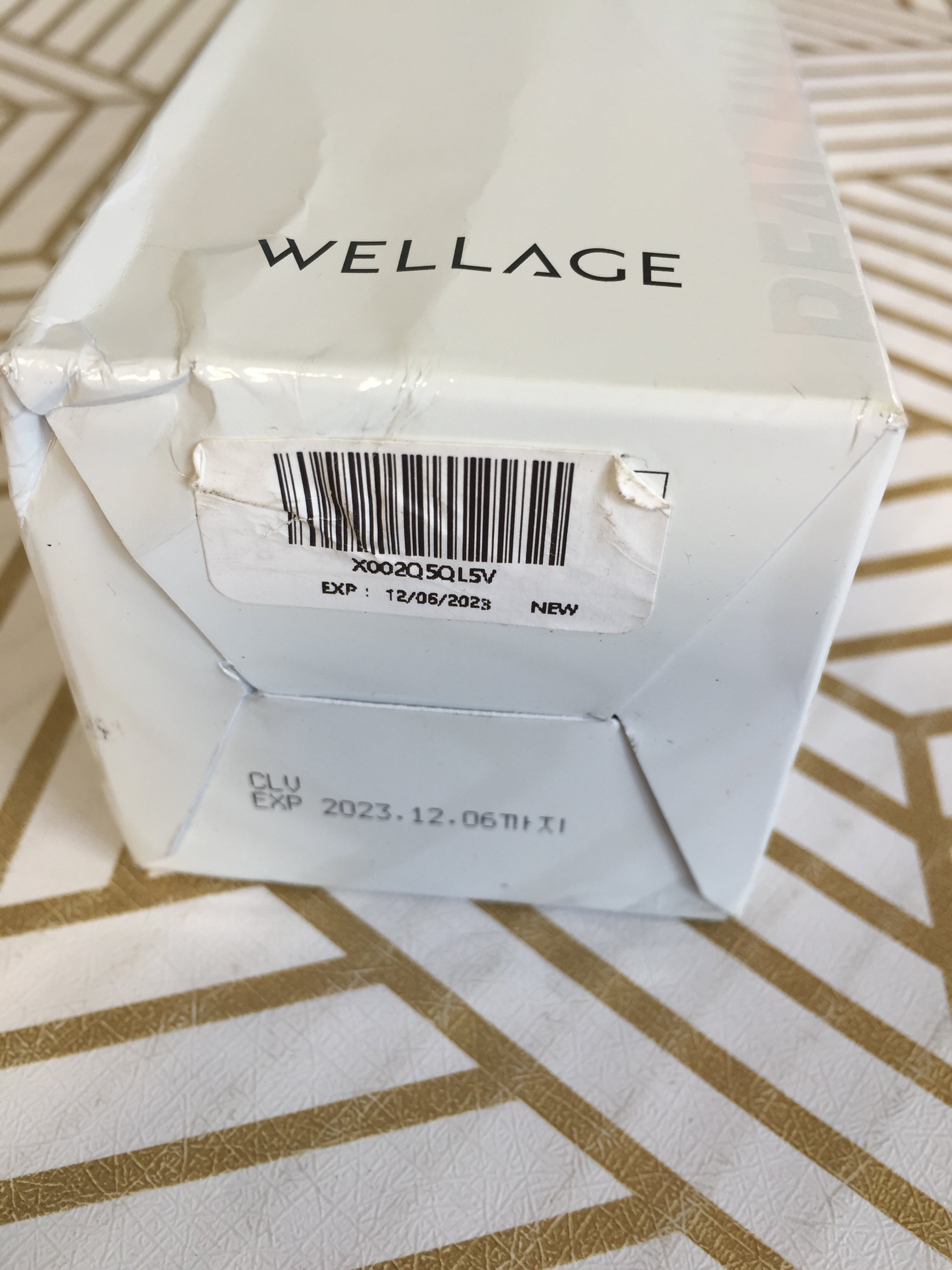 WELLAGE Real Hyaluronic Milk Peel Toner 300ml (10.1 Fl.Oz) Facial Moisturizer (7760488333550)
